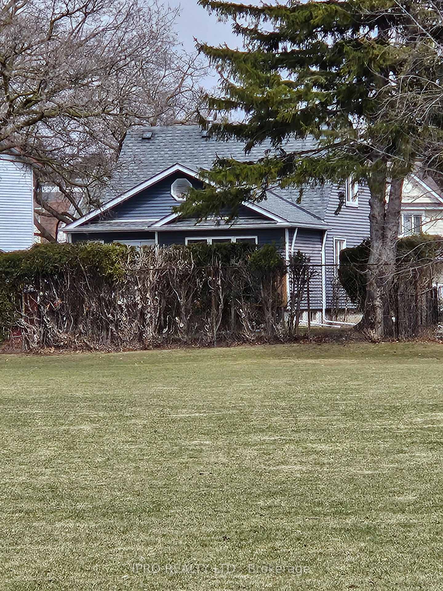 Photo 24 of 16 Topham Road, Toronto, O'Connor-Parkview — HOMEH
