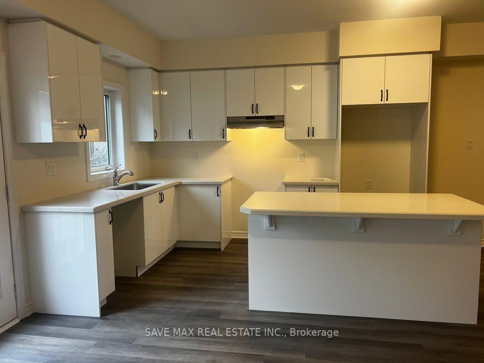 Photo 4 of Unit 69, 305 Garner Road W, Hamilton, Ancaster — HOMEH
