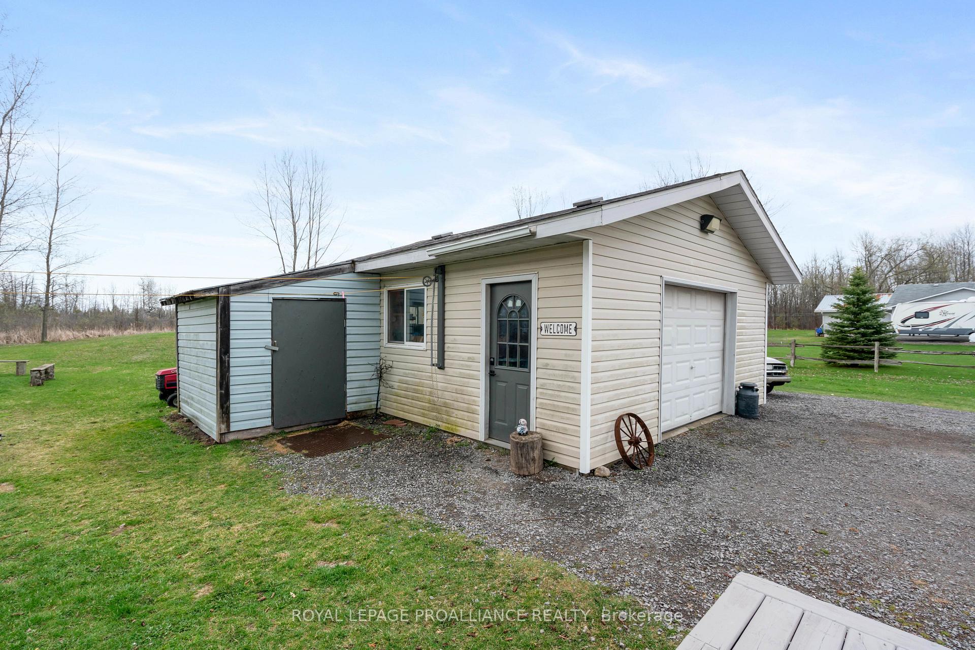 Photo 6 of 10151 County Rd 15, Augusta, Augusta Twp — HOMEH