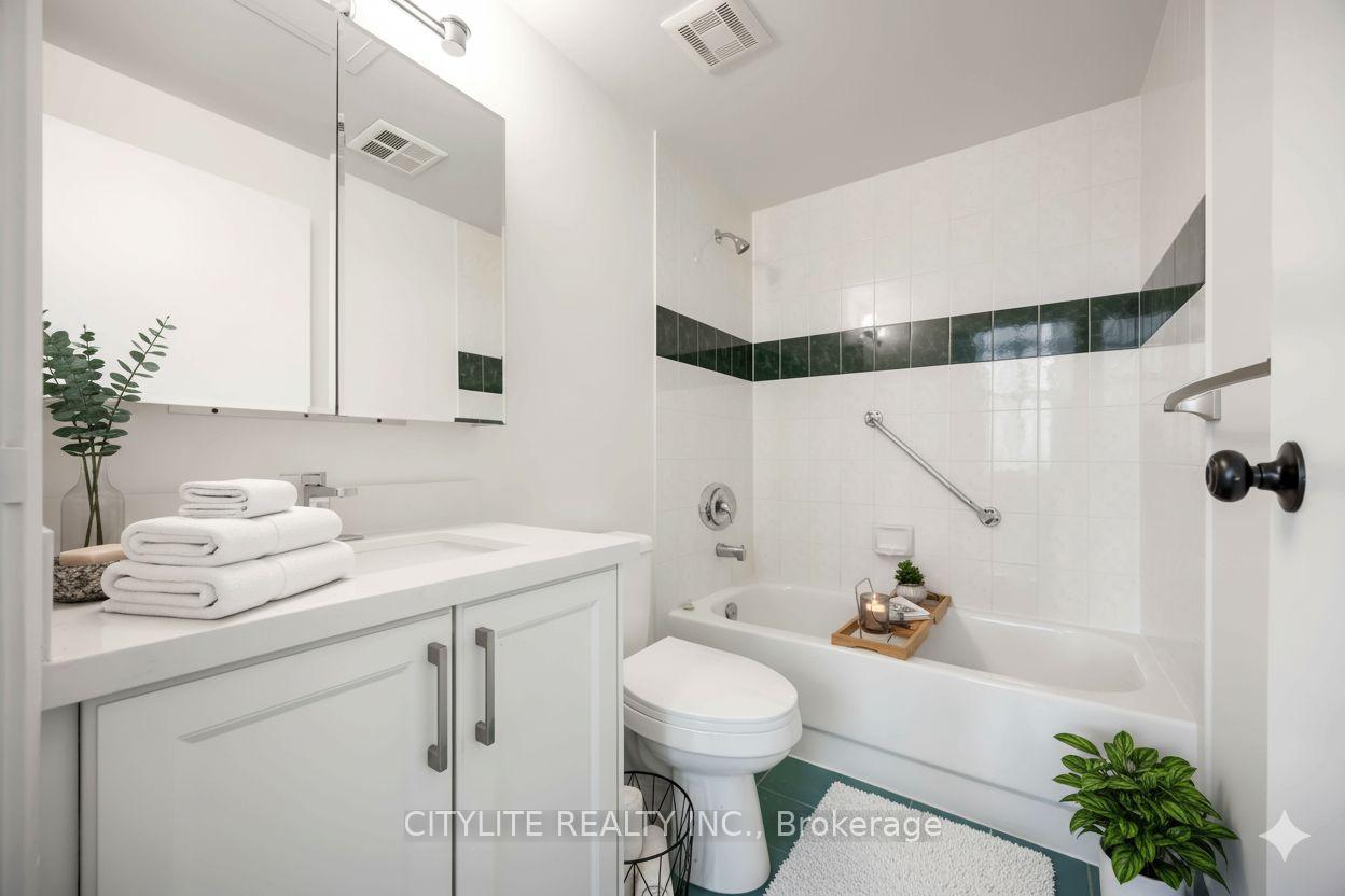 Photo 29 of Unit 902, 1901 Yonge Street, Toronto, Mount Pleasant West — HOMEH