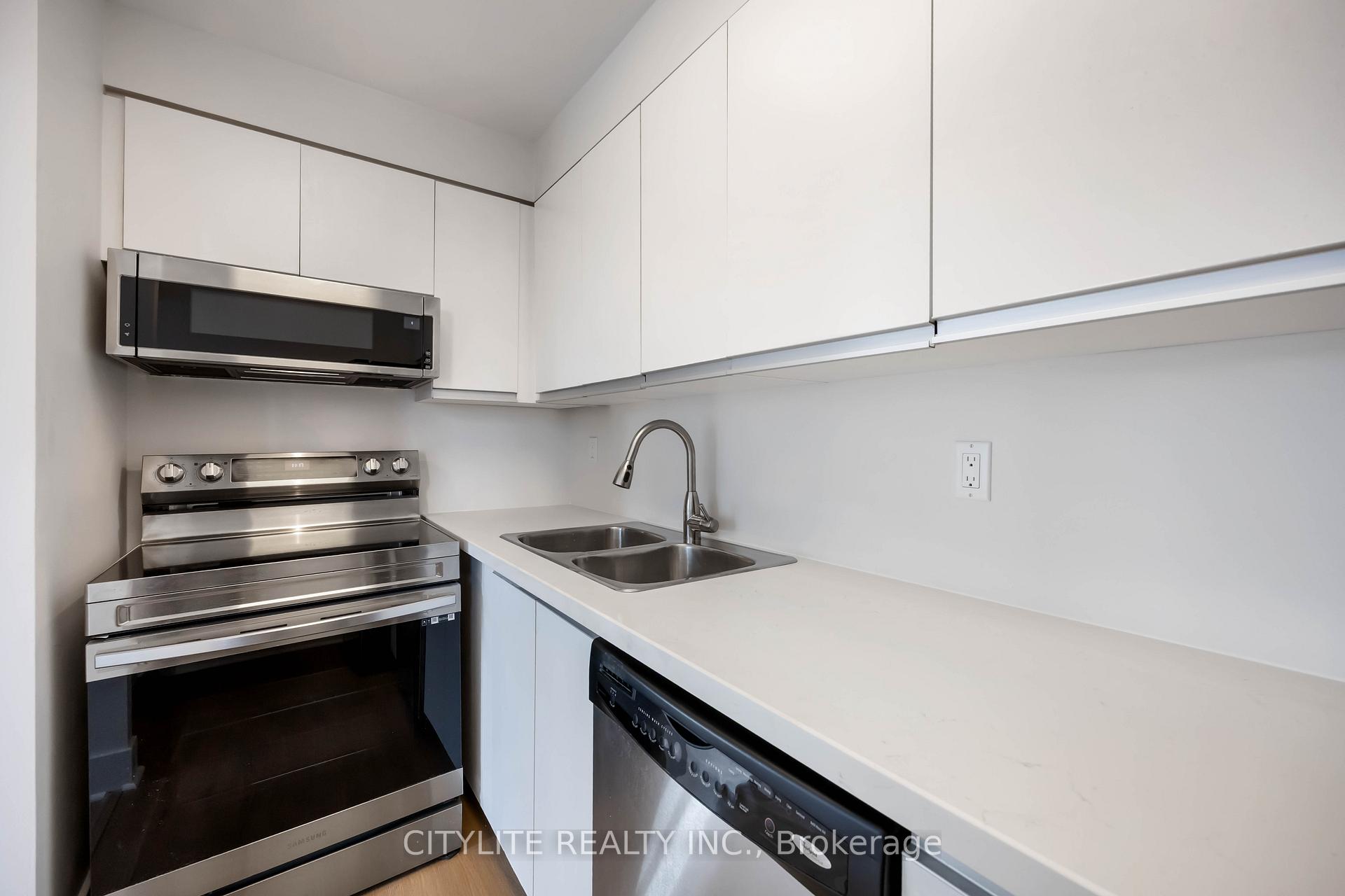 Photo 34 of Unit 902, 1901 Yonge Street, Toronto, Mount Pleasant West — HOMEH