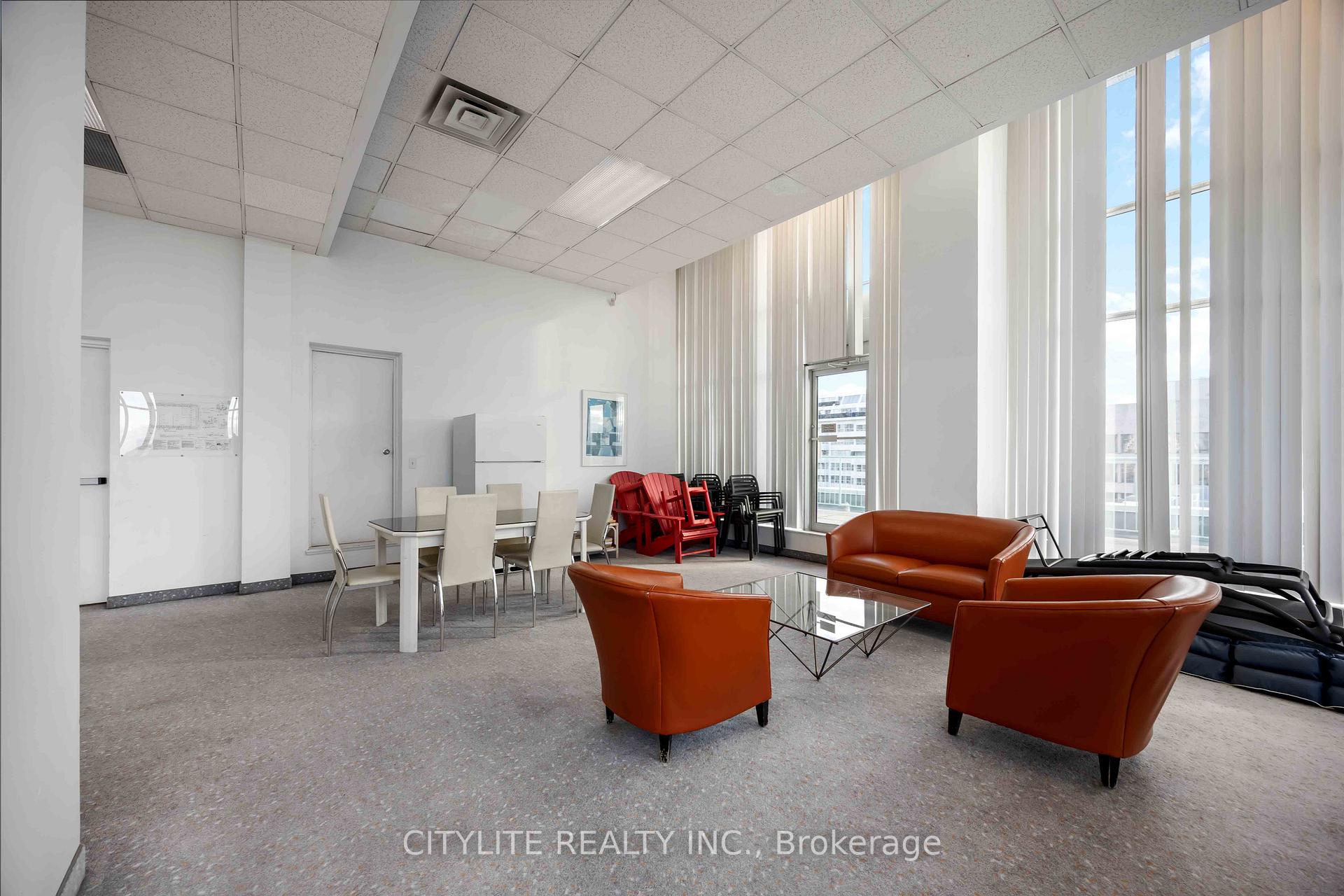 Photo 16 of Unit 902, 1901 Yonge Street, Toronto, Mount Pleasant West — HOMEH
