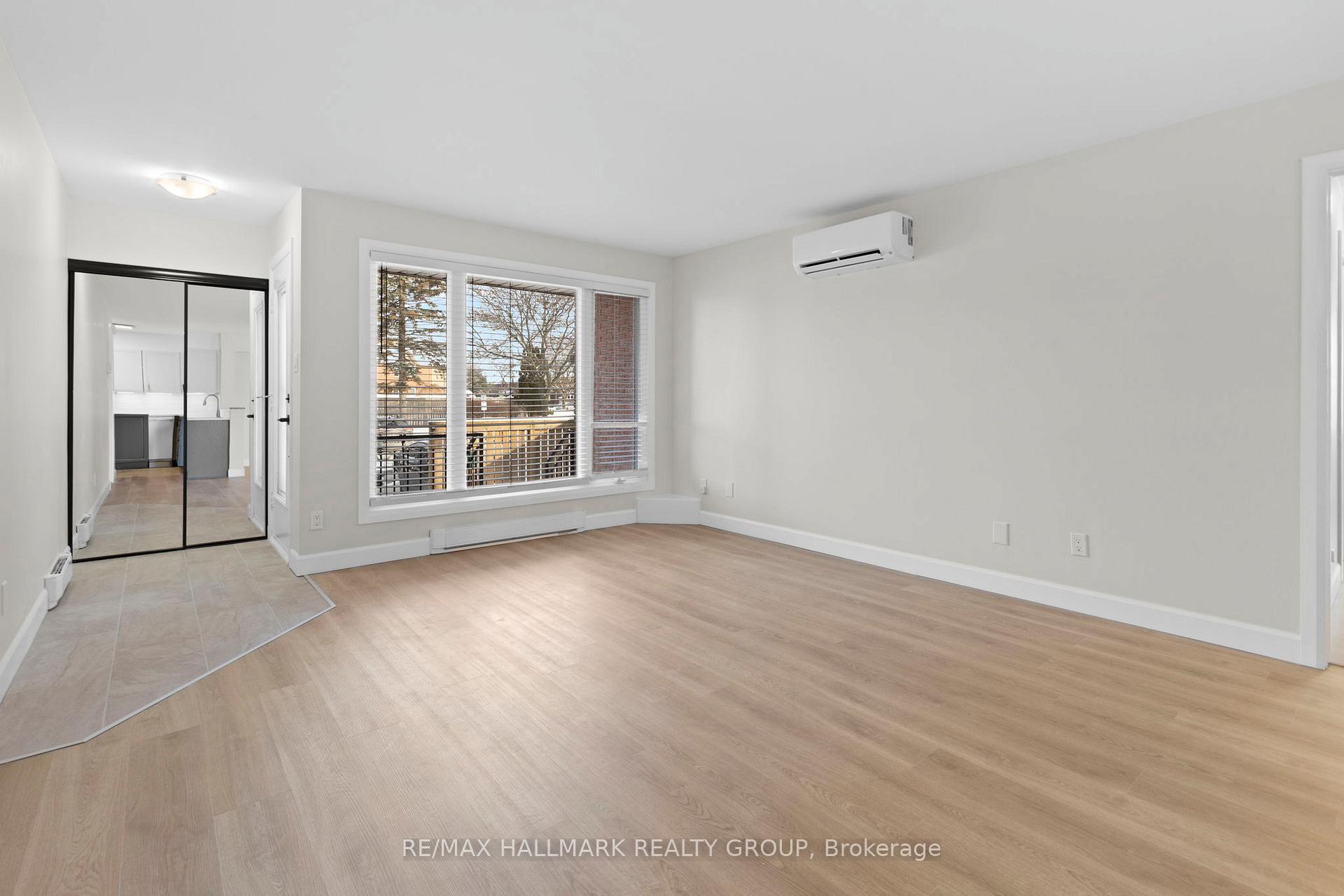 Photo 4 of Unit 100, 455 Canteval Terrace, Ottawa, Fallingbrook/Pineridge — HOMEH