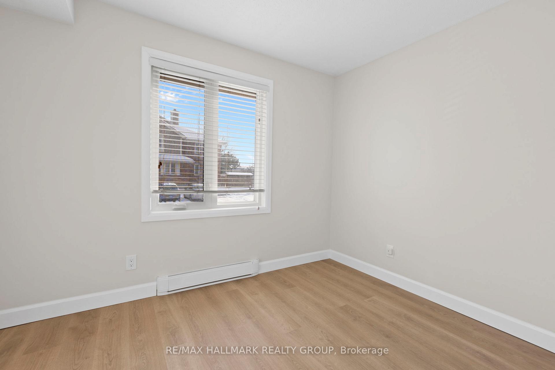Photo 14 of Unit 100, 455 Canteval Terrace, Ottawa, Fallingbrook/Pineridge — HOMEH