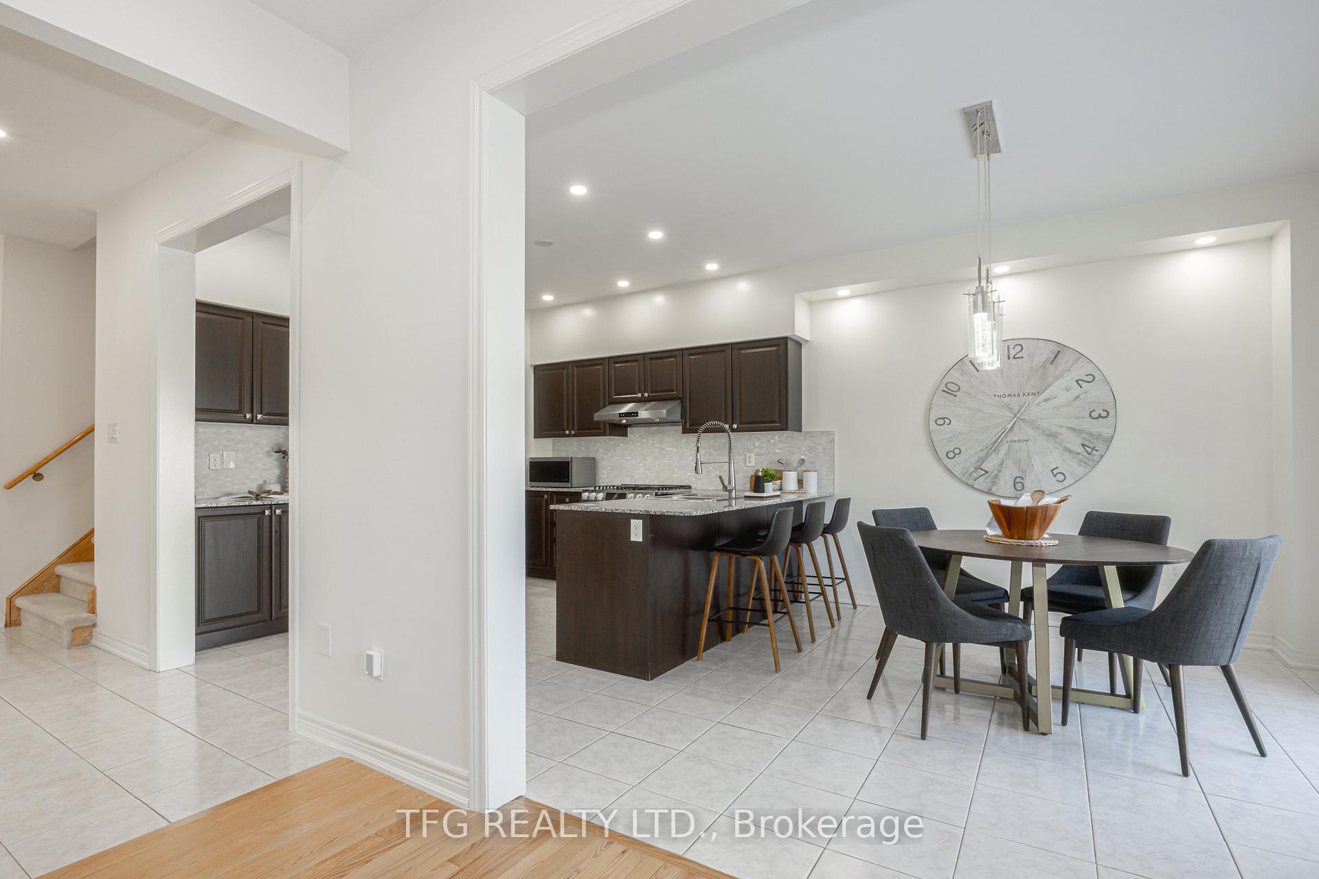 Photo 18 of 6 Henry Smith Avenue, Clarington, Bowmanville — HOMEH