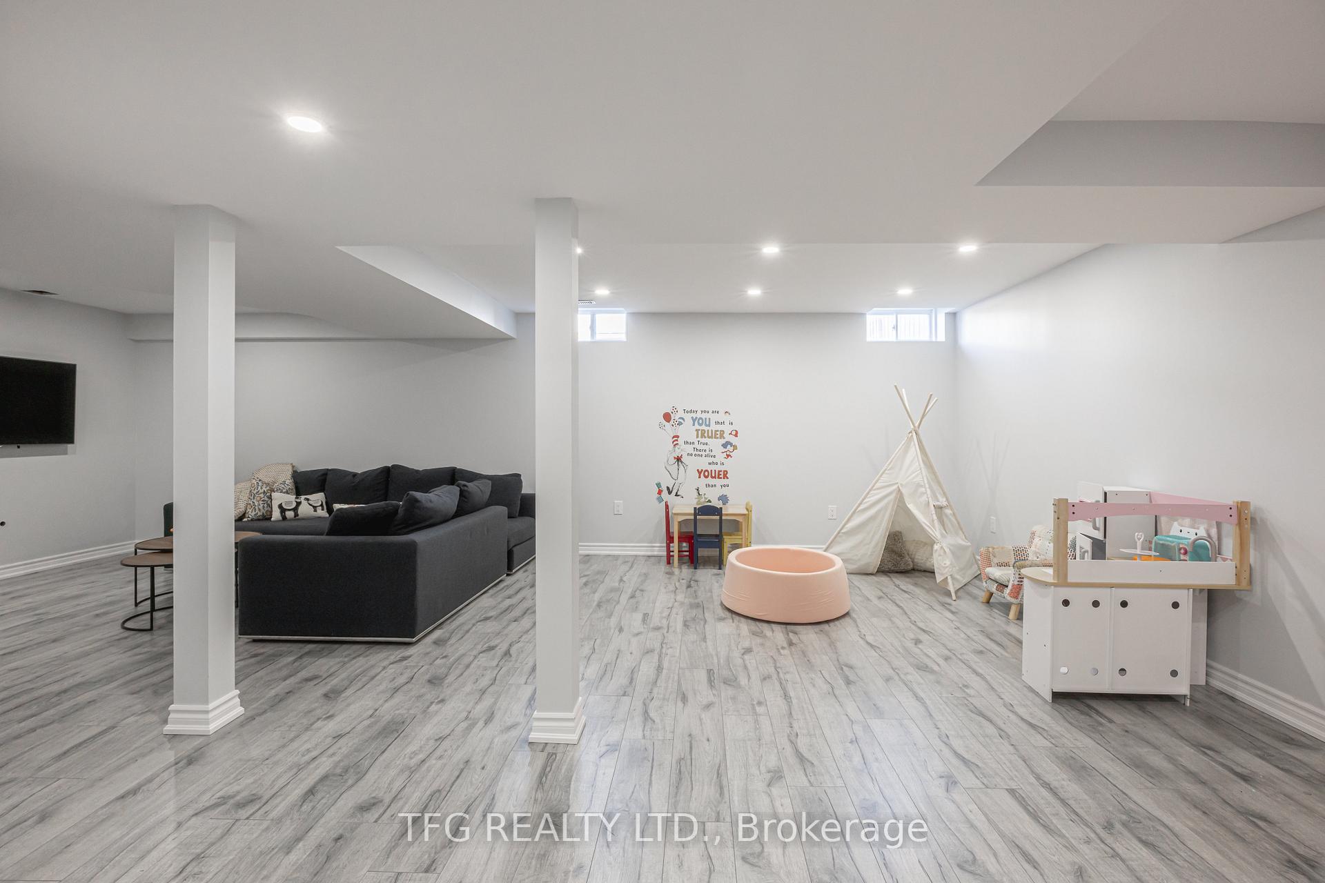 Photo 38 of 6 Henry Smith Avenue, Clarington, Bowmanville — HOMEH