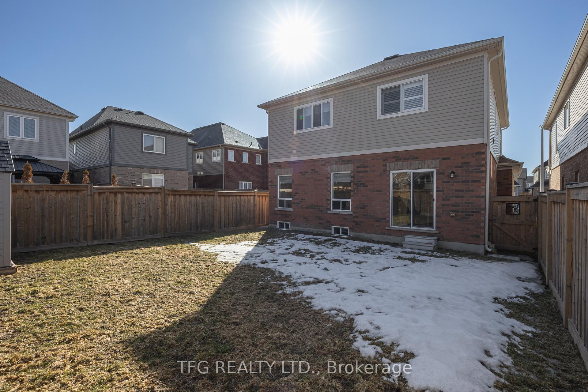 Photo 42 of 6 Henry Smith Avenue, Clarington, Bowmanville — HOMEH
