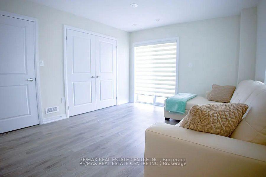 Photo 3 of Unit 66, 185 Bedrock Drive, Hamilton, Stoney Creek — HOMEH
