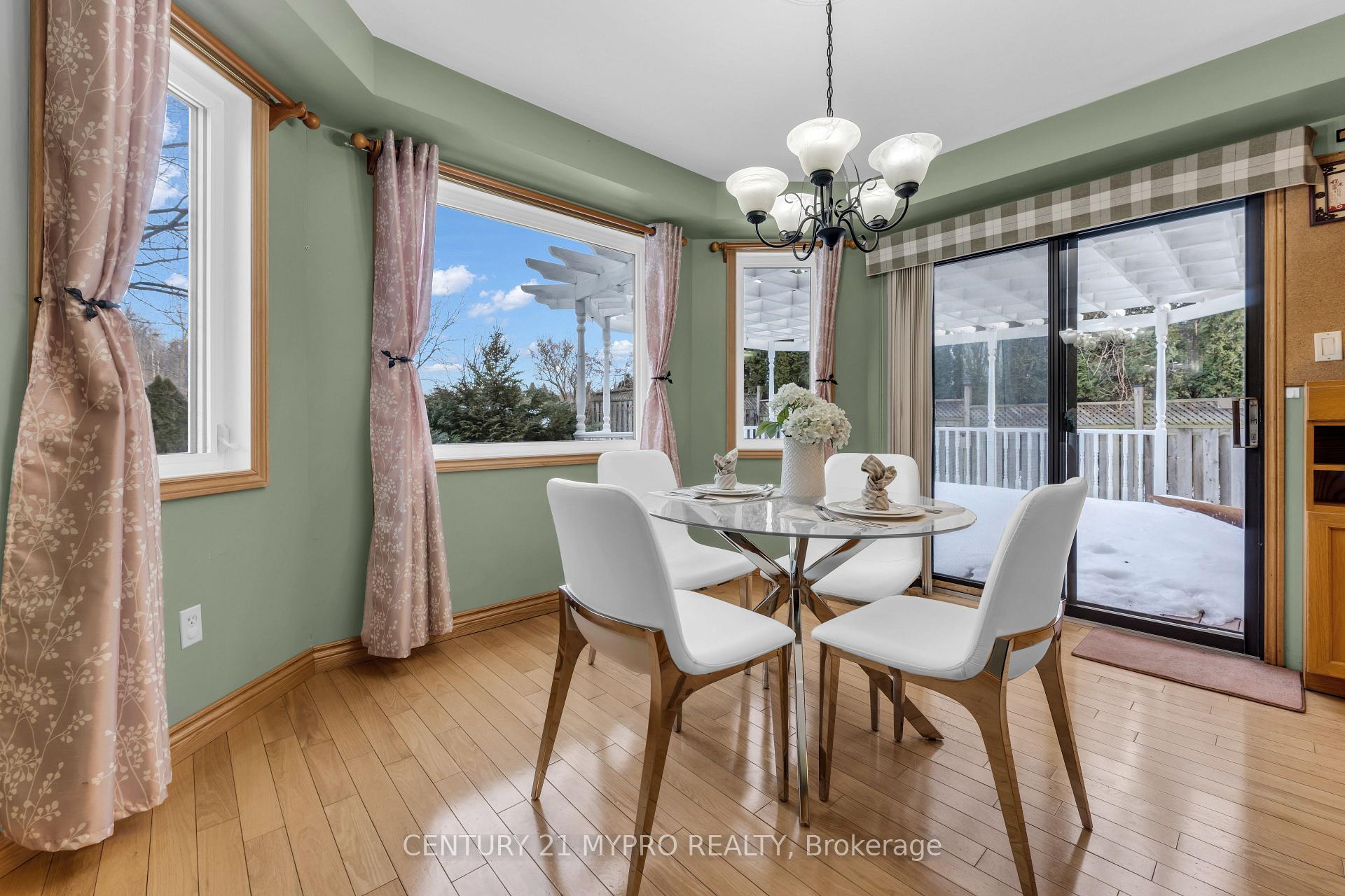 Photo 12 of 39 Ingleborough Drive, Whitby, Blue Grass Meadows — HOMEH