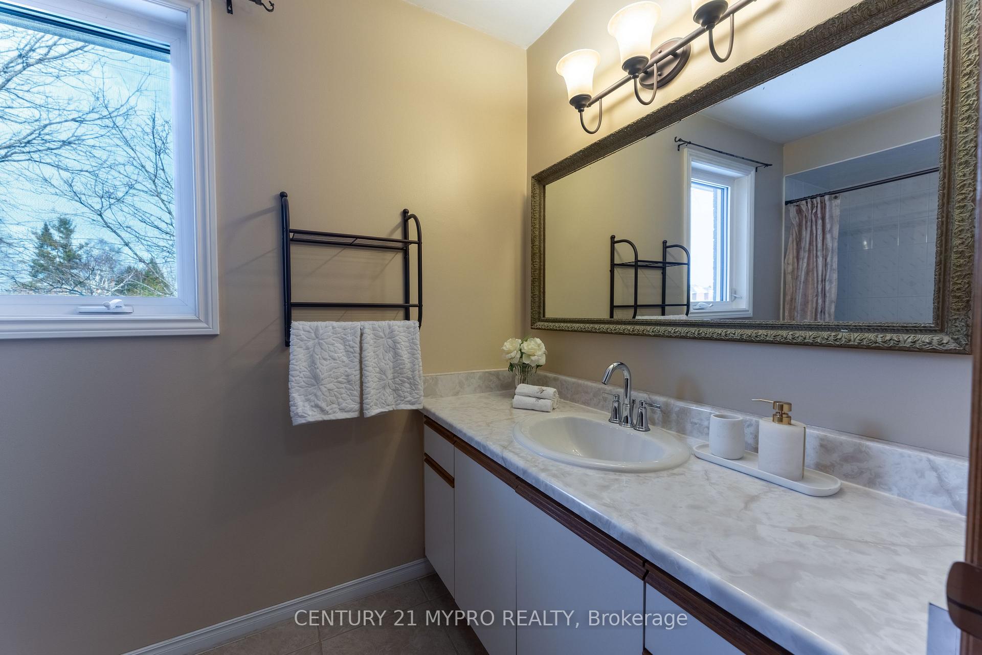 Photo 20 of 39 Ingleborough Drive, Whitby, Blue Grass Meadows — HOMEH