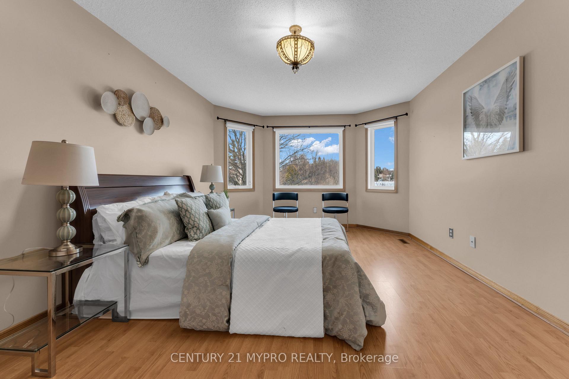 Photo 22 of 39 Ingleborough Drive, Whitby, Blue Grass Meadows — HOMEH