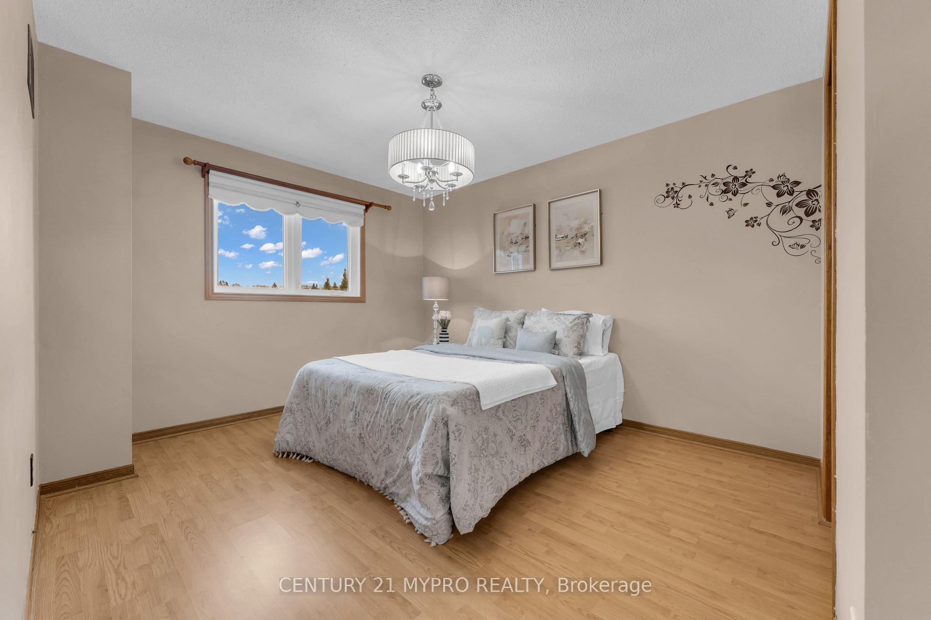 Photo 23 of 39 Ingleborough Drive, Whitby, Blue Grass Meadows — HOMEH