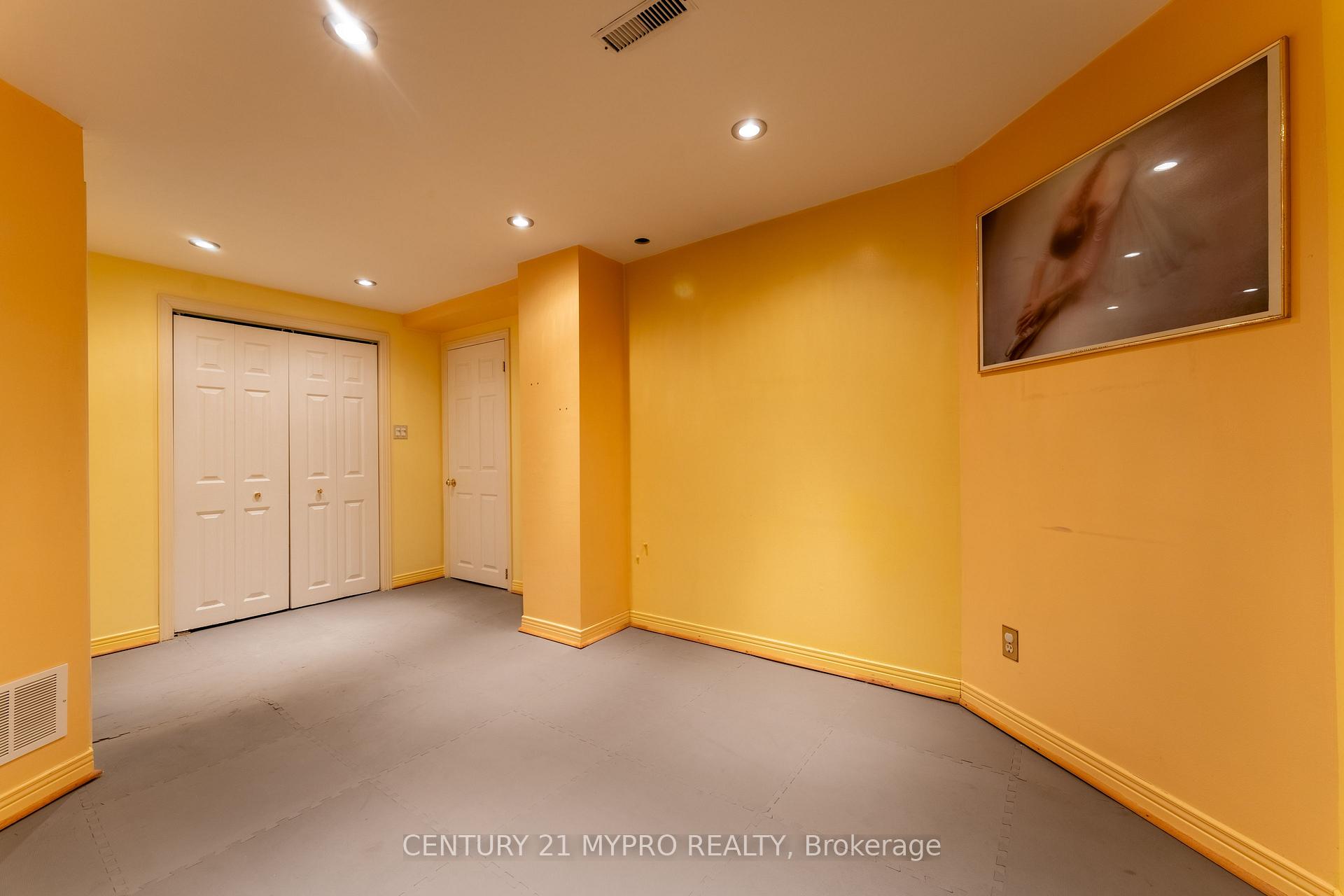 Photo 27 of 39 Ingleborough Drive, Whitby, Blue Grass Meadows — HOMEH