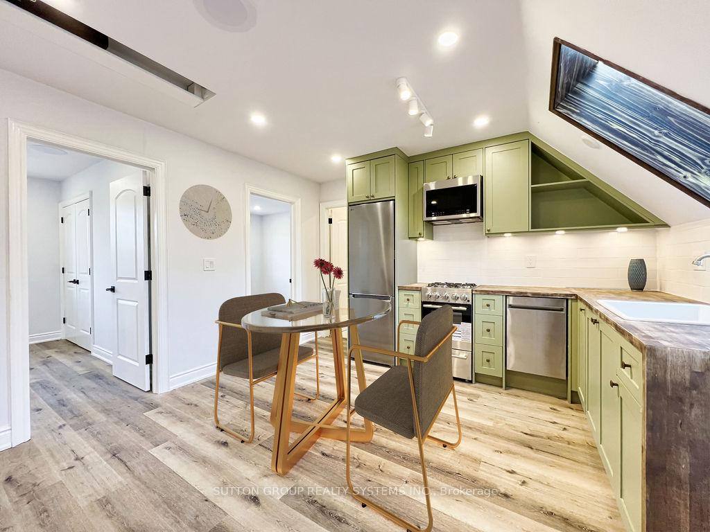 Photo 2 of Unit Upper, 340 Main Street Lane, Toronto, East End-Danforth — HOMEH