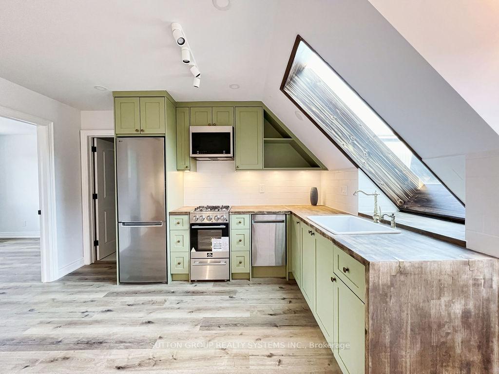 Photo 5 of Unit Upper, 340 Main Street Lane, Toronto, East End-Danforth — HOMEH