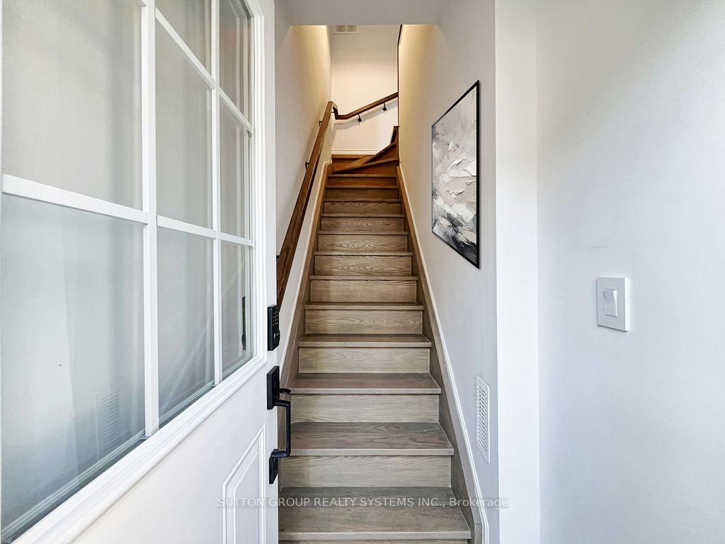 Photo 11 of Unit Upper, 340 Main Street Lane, Toronto, East End-Danforth — HOMEH