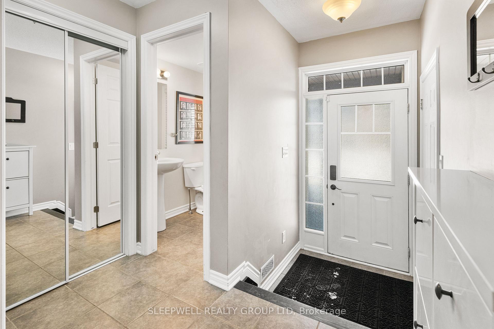 Photo 52 of 566 Meadowcreek Circle, Ottawa, Kanata - Emerald Meadows/Trailwest — HOMEH