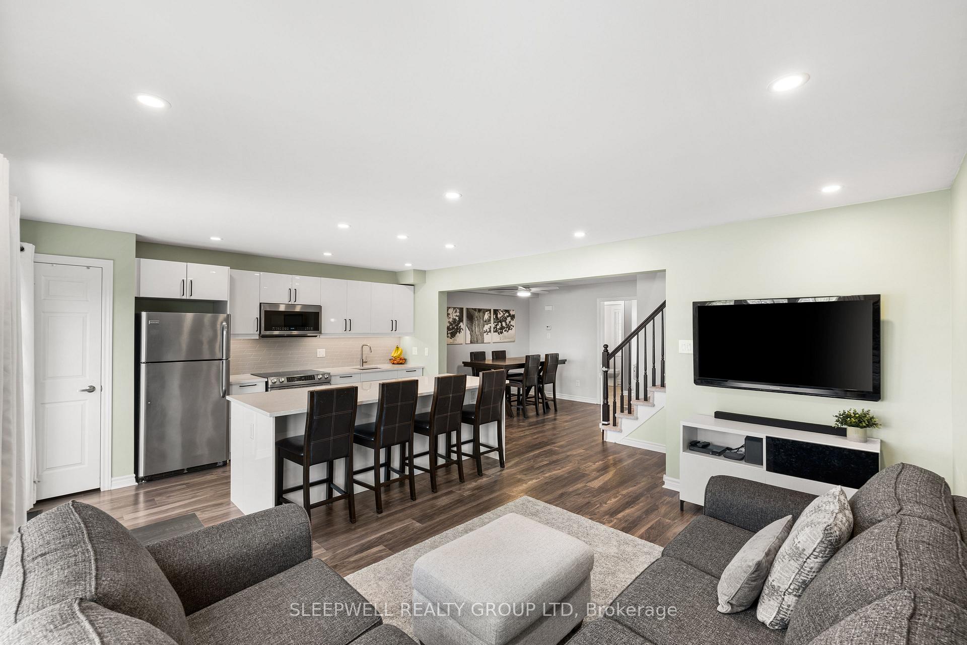 Photo 19 of 566 Meadowcreek Circle, Ottawa, Kanata - Emerald Meadows/Trailwest — HOMEH
