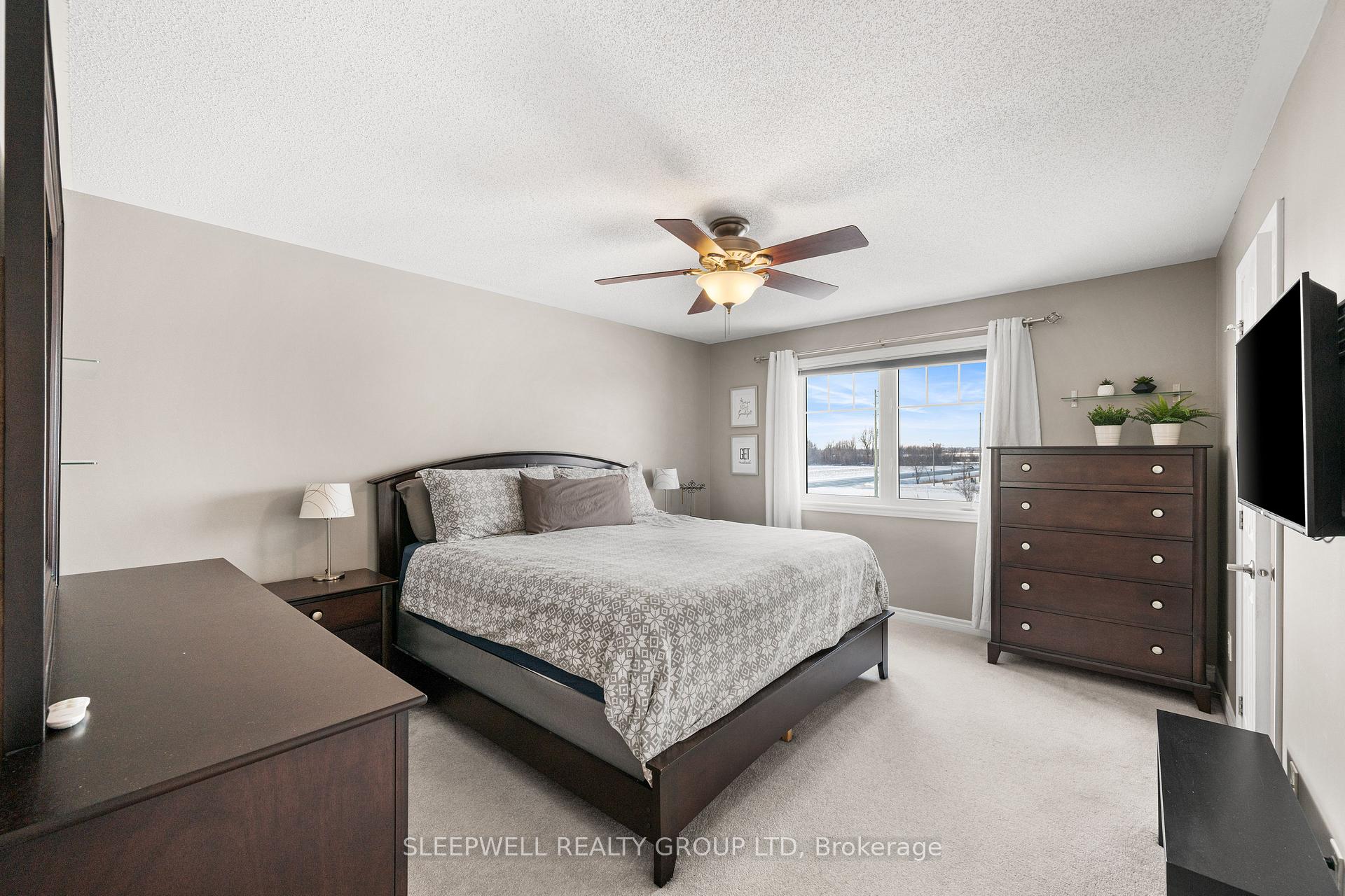 Photo 29 of 566 Meadowcreek Circle, Ottawa, Kanata - Emerald Meadows/Trailwest — HOMEH