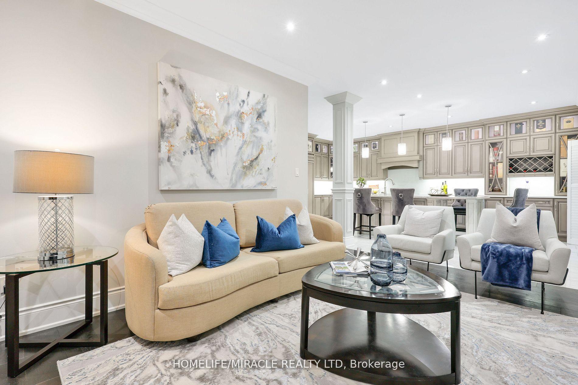 Photo 10 of 8 Bottlebrush Drive, Brampton, Sandringham-Wellington — HOMEH