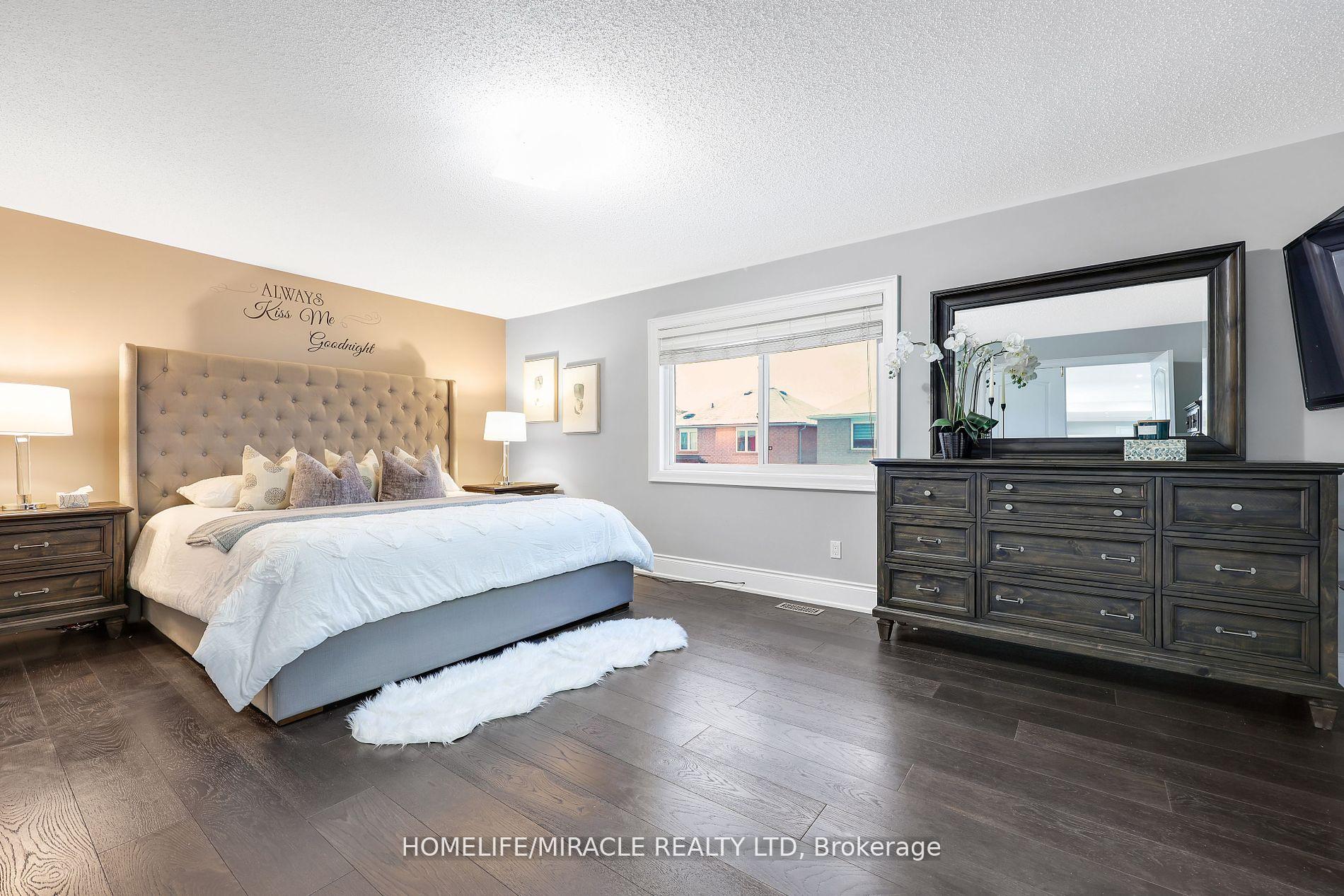 Photo 19 of 8 Bottlebrush Drive, Brampton, Sandringham-Wellington — HOMEH