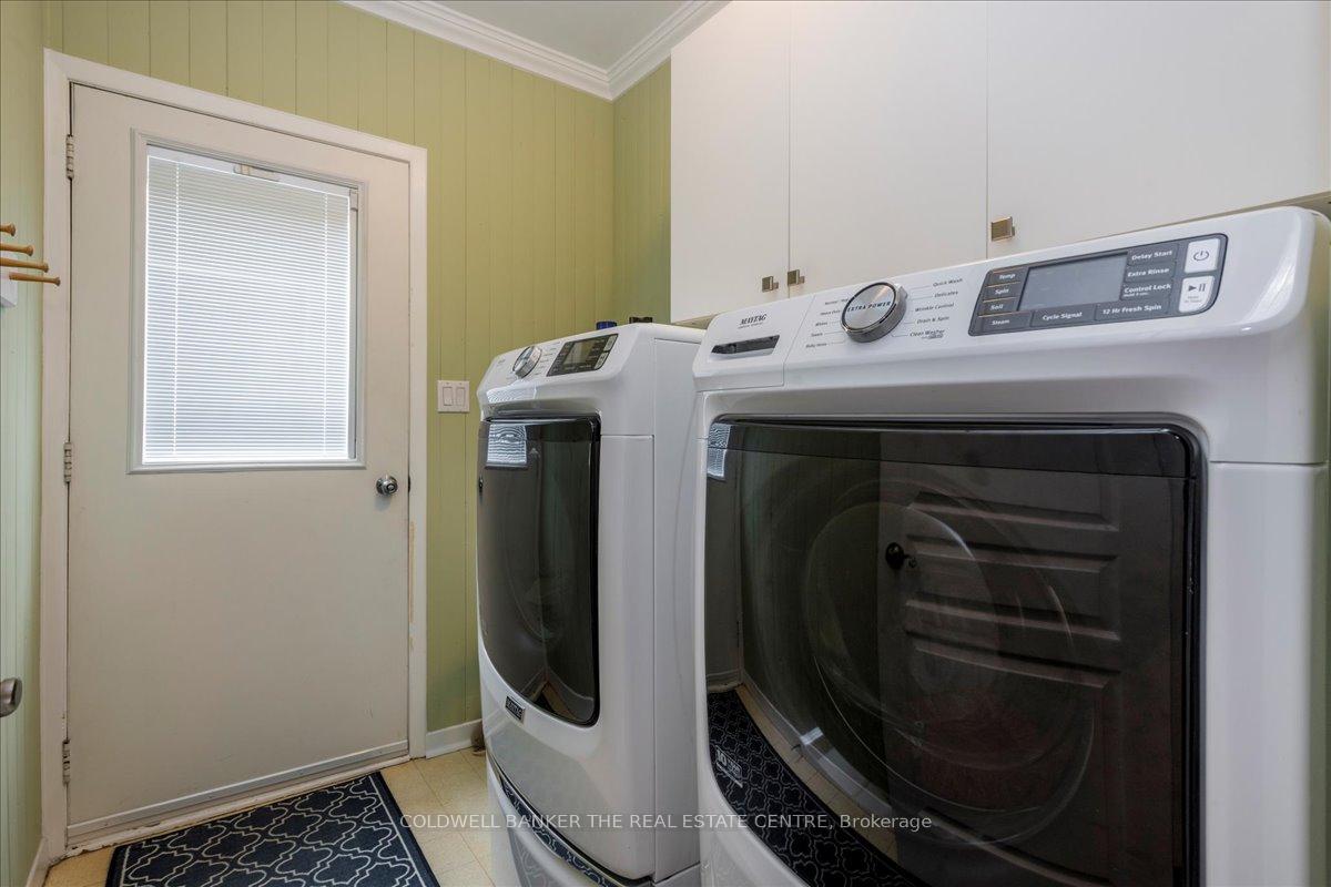 Photo 15 of 8 Bethune Place, Barrie, Letitia Heights — HOMEH