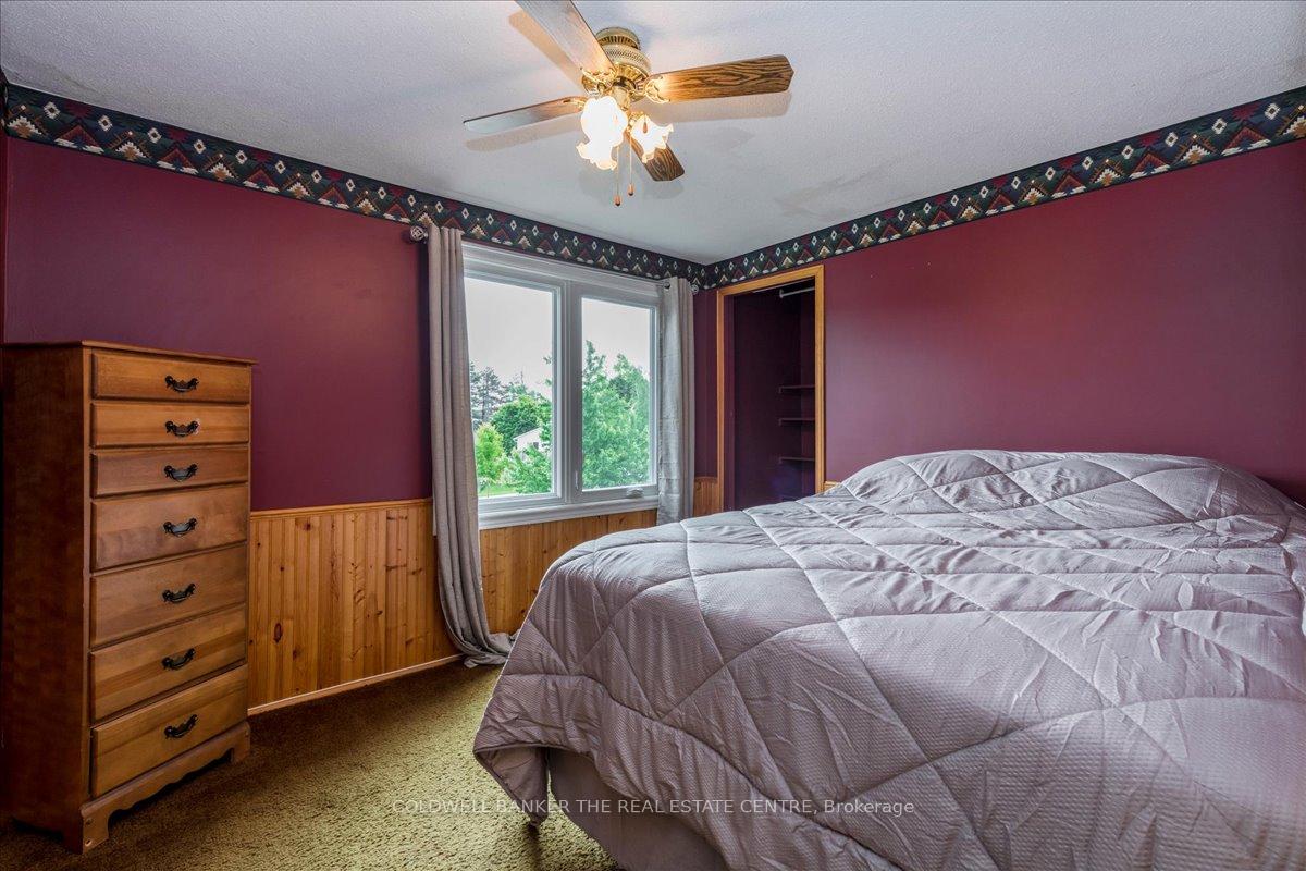 Photo 20 of 8 Bethune Place, Barrie, Letitia Heights — HOMEH