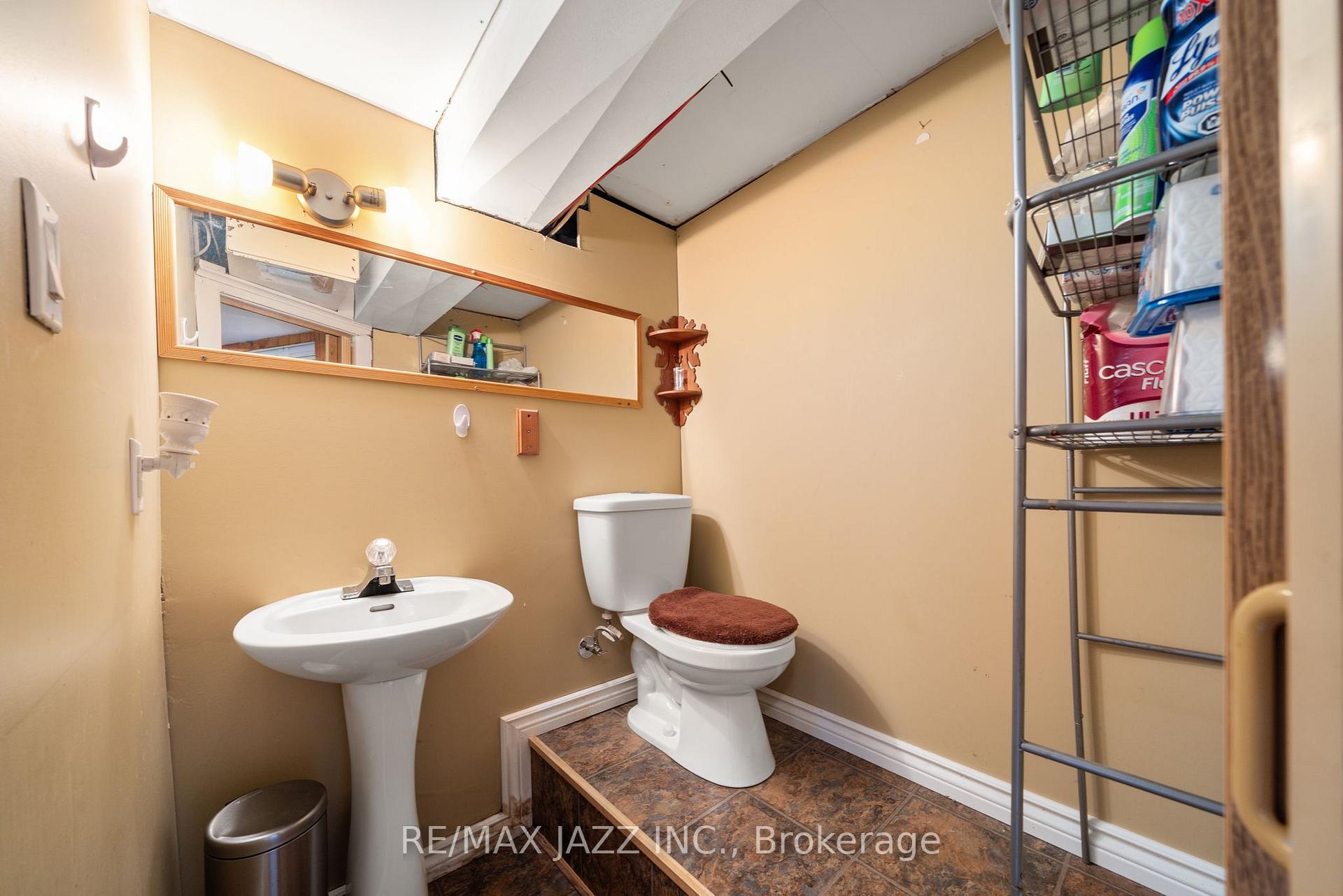 Photo 21 of 30 McCabe Street, Quinte West, Trenton Ward — HOMEH