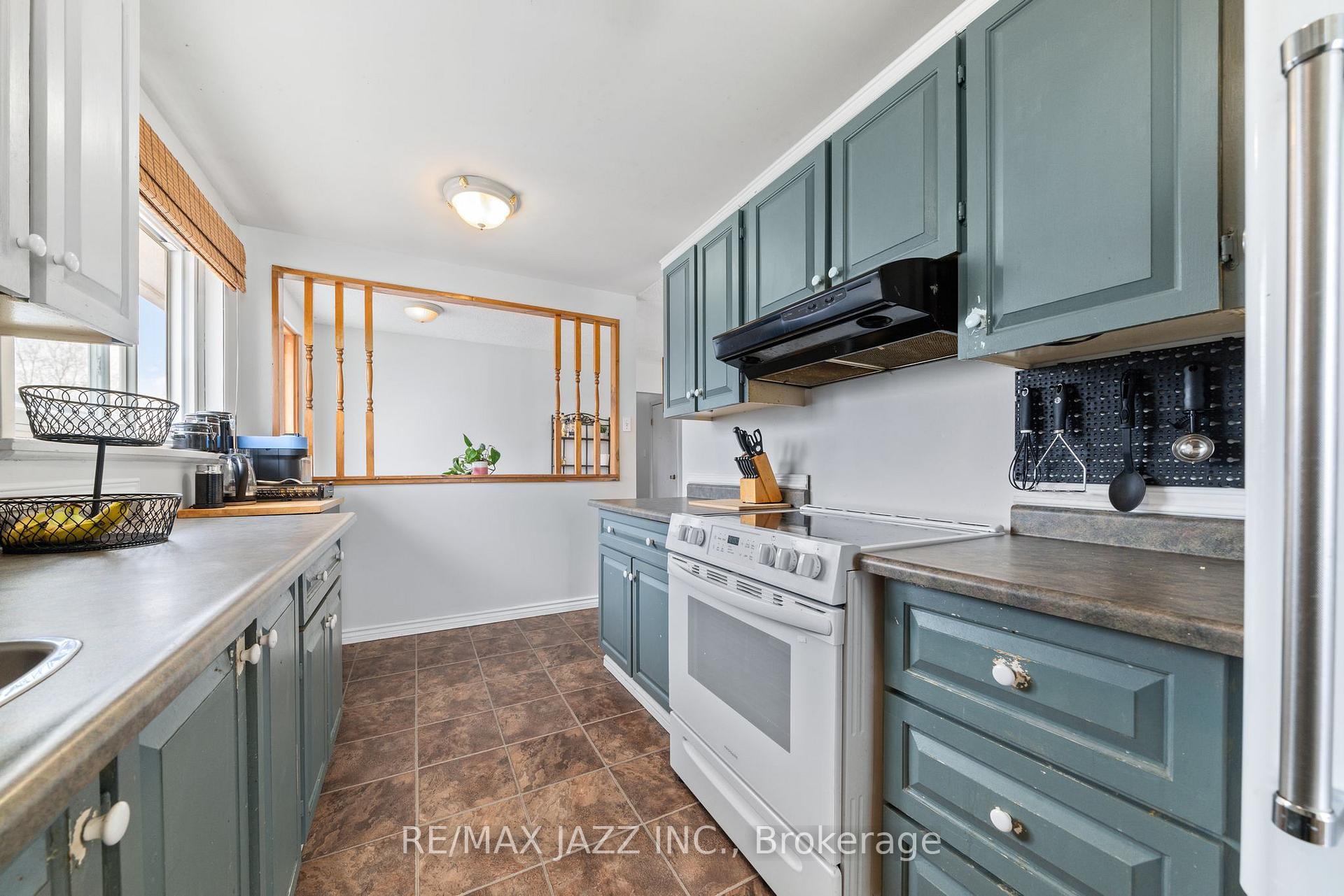 Photo 31 of 30 McCabe Street, Quinte West, Trenton Ward — HOMEH