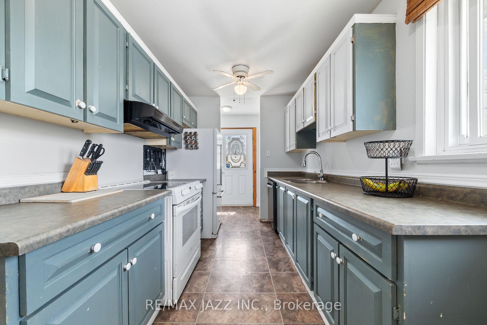 Photo 32 of 30 McCabe Street, Quinte West, Trenton Ward — HOMEH