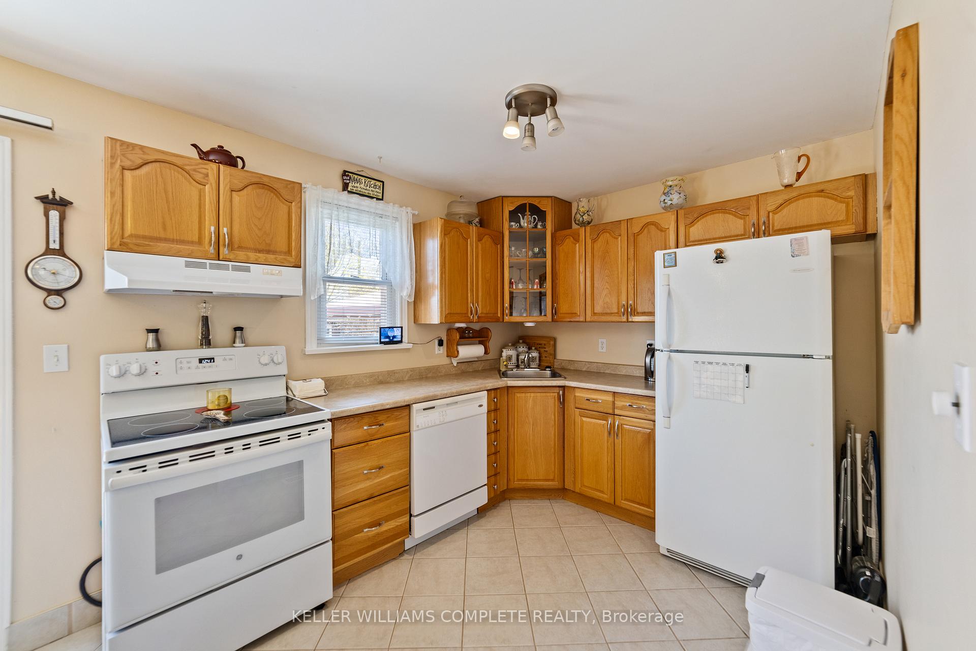Photo 31 of 16 Brisbane Glen, St. Catharines, Vine/Linwell — HOMEH