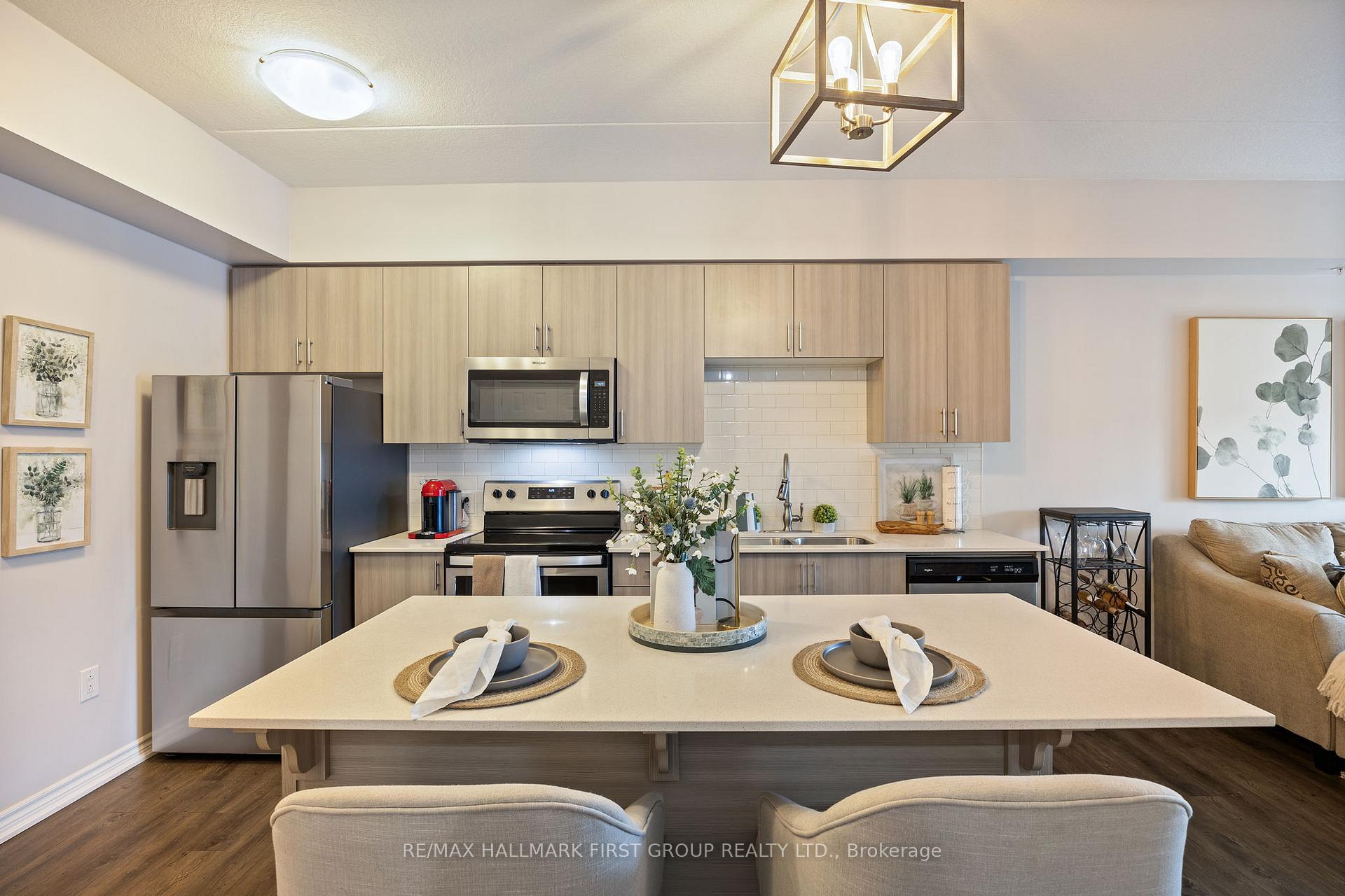 Photo 32 of Unit 213, 290 Liberty Street, Clarington, Bowmanville — HOMEH