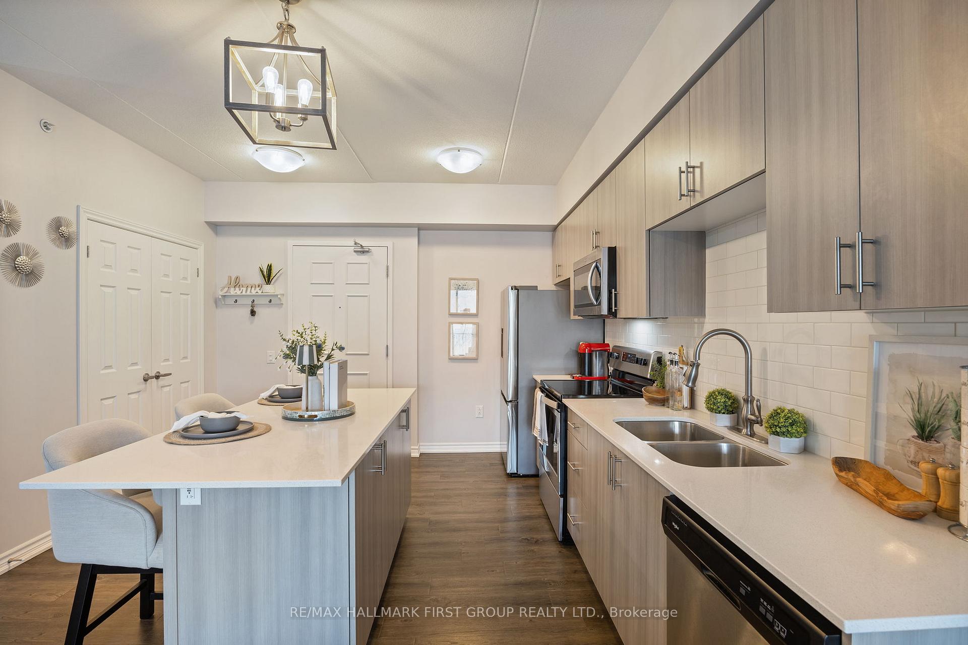 Photo 34 of Unit 213, 290 Liberty Street, Clarington, Bowmanville — HOMEH
