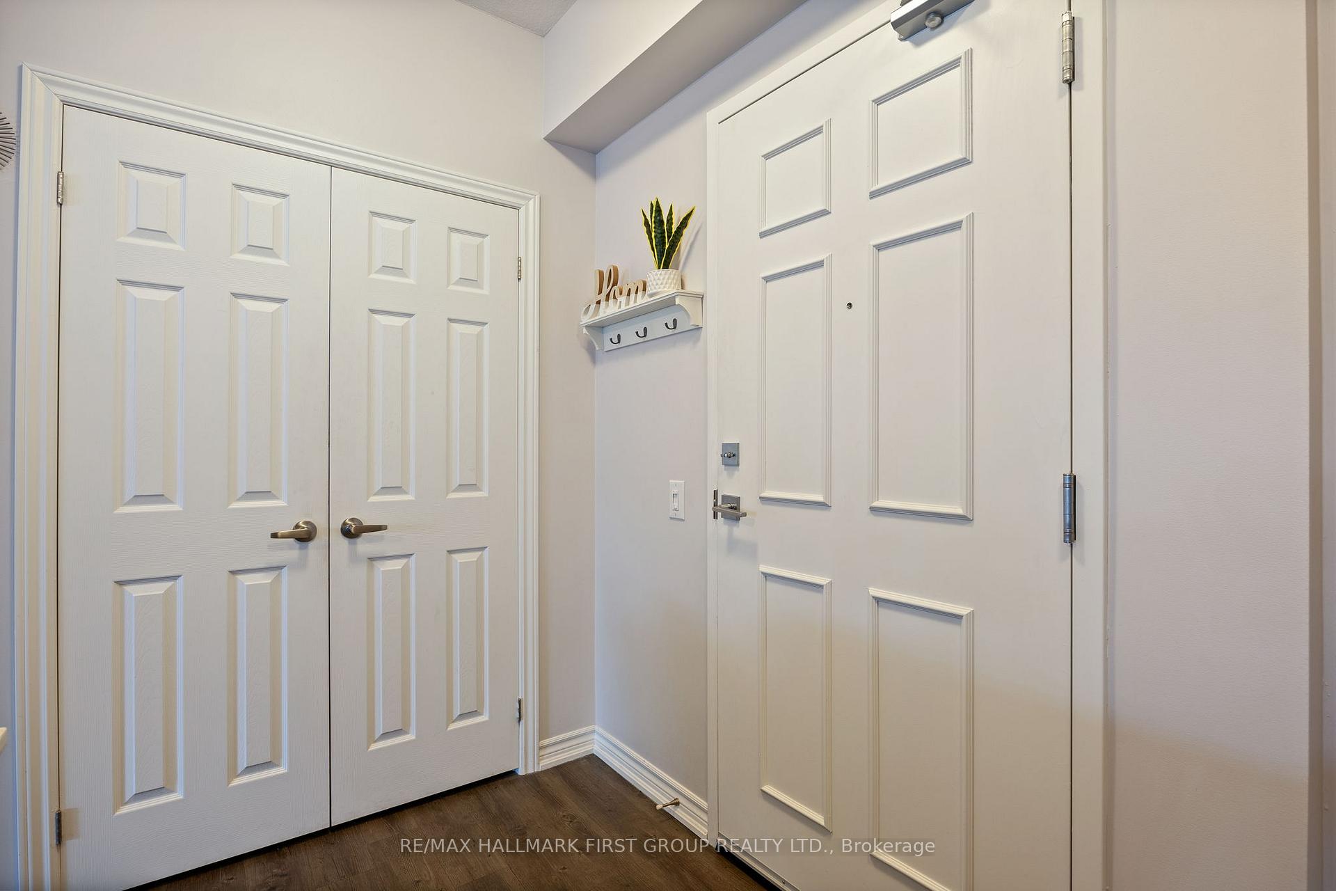 Photo 7 of Unit 213, 290 Liberty Street, Clarington, Bowmanville — HOMEH
