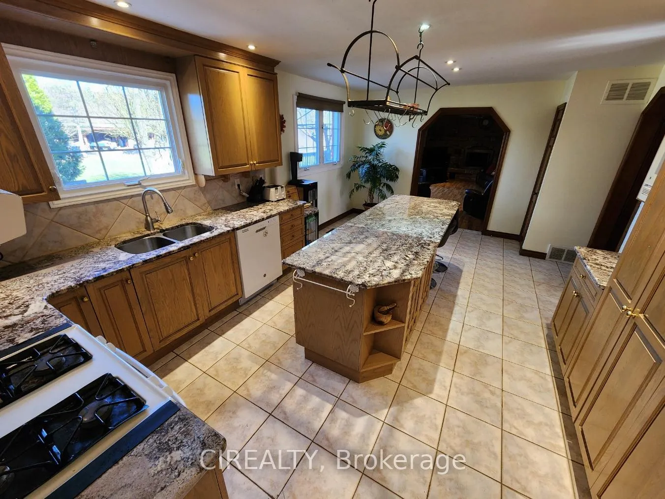 Photo 6 of 4350 Ferris Road, Hamilton, Rural Glanbrook — HOMEH