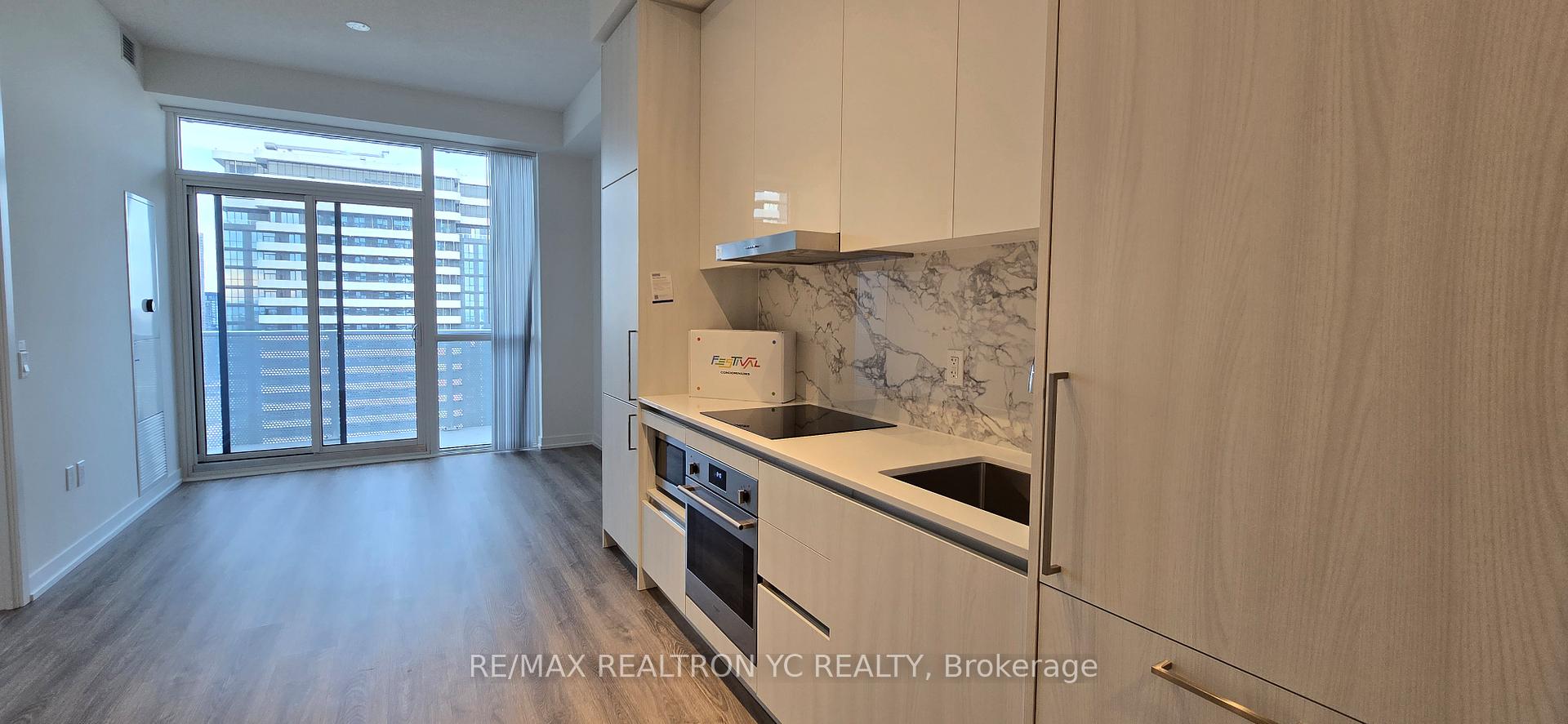 Photo 2 of Unit 4301, 195 Commerce Street, Vaughan, Vaughan Corporate Centre — HOMEH