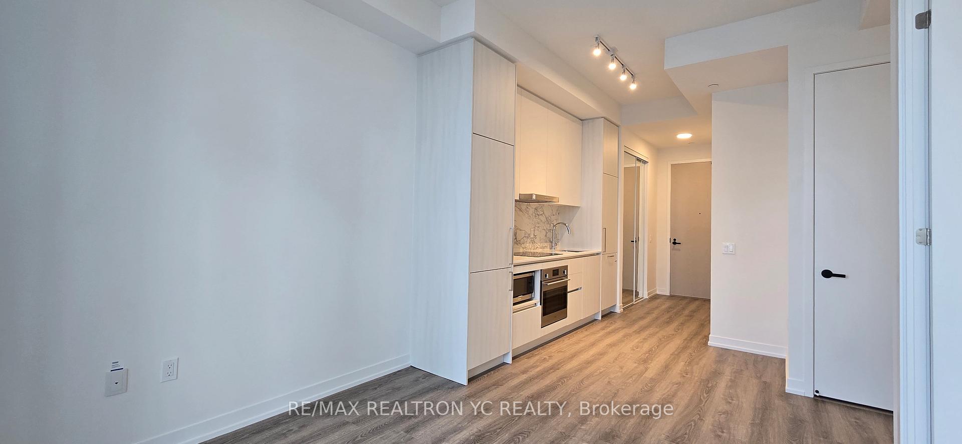 Photo 14 of Unit 4301, 195 Commerce Street, Vaughan, Vaughan Corporate Centre — HOMEH