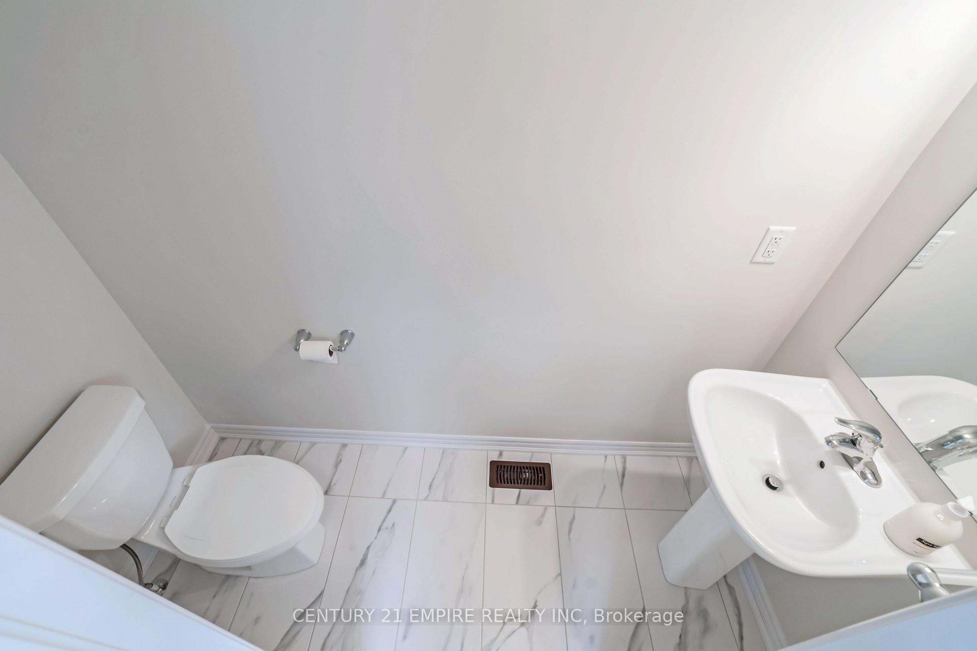 Photo 12 of 1408 Oakmont Common, Burlington, Tyandaga — HOMEH