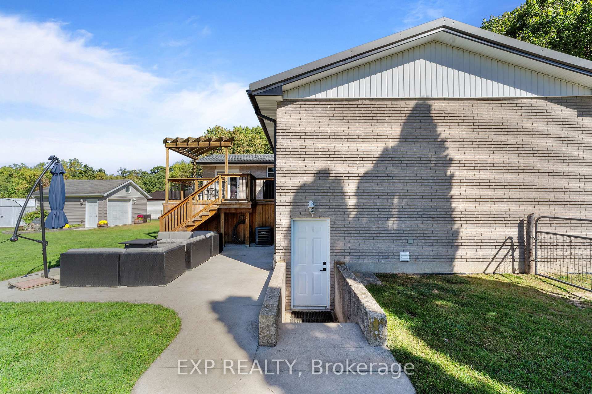 Photo 54 of 9122 Parkhouse Drive, Strathroy-Caradoc, Mount Brydges — HOMEH