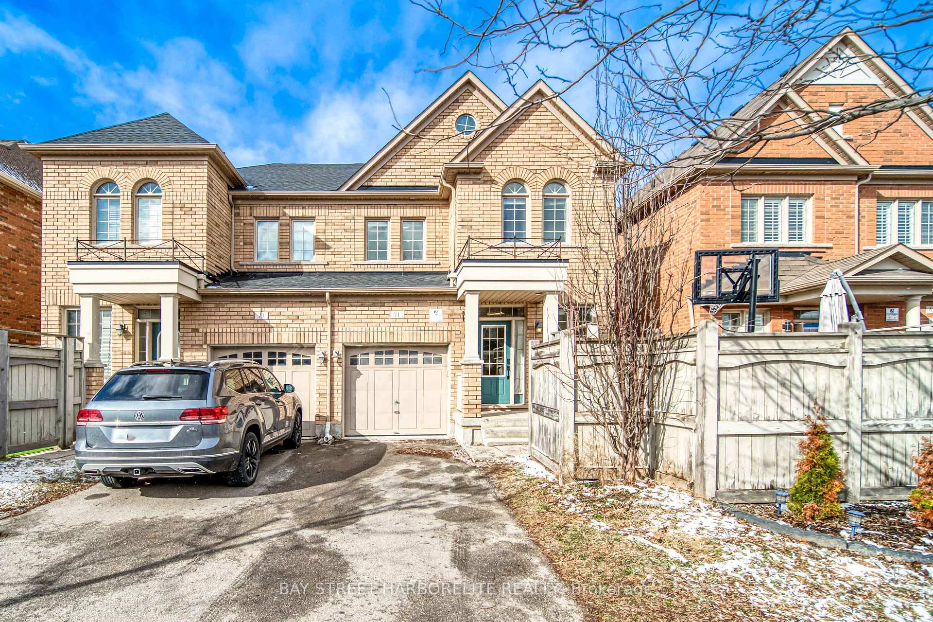 Photo 4 of 71 Mary Ellen Baker Crescent, Vaughan, Patterson — HOMEH