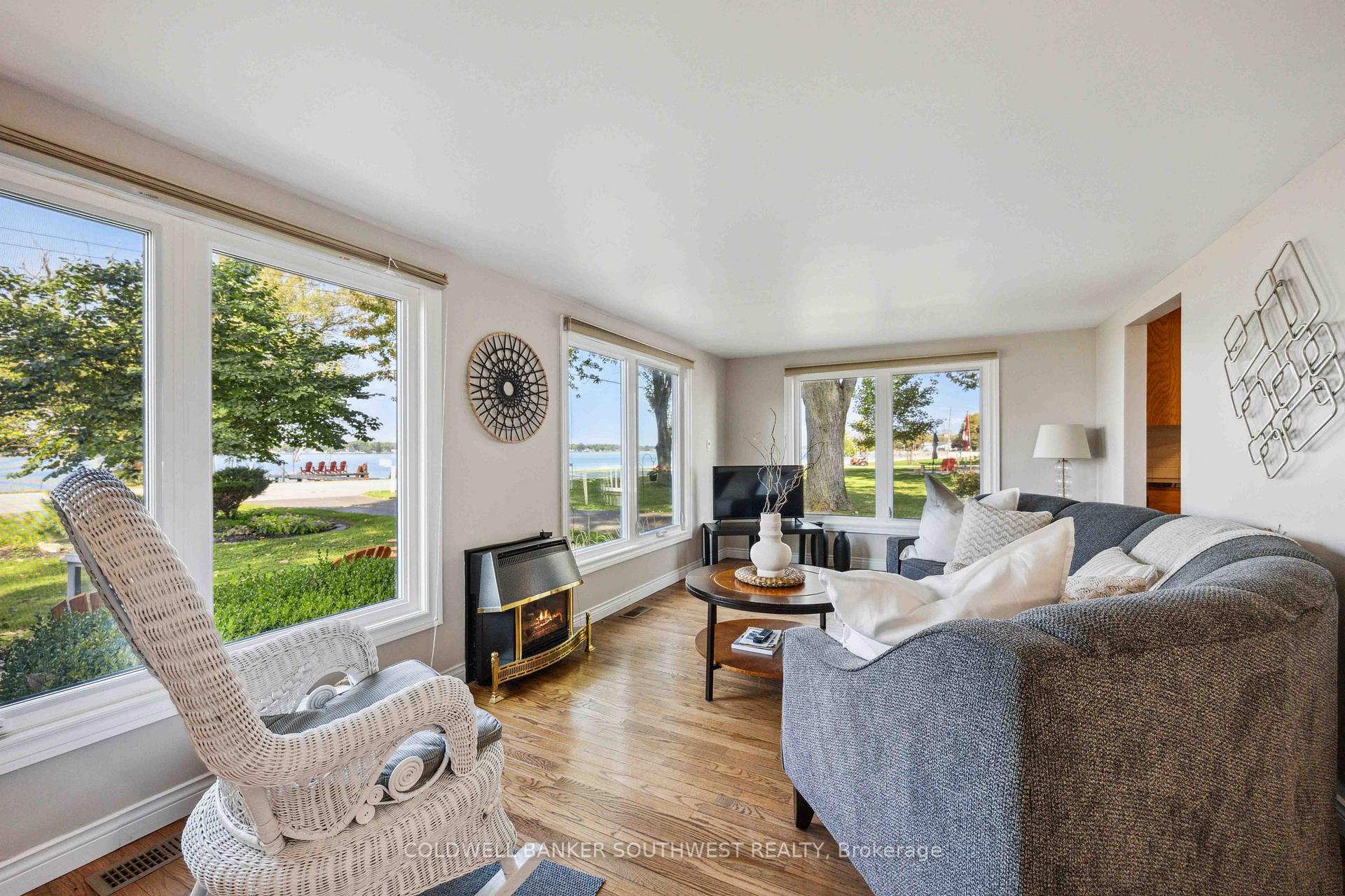 Photo 8 of 3356 St. Clair Parkway, St. Clair — HOMEH