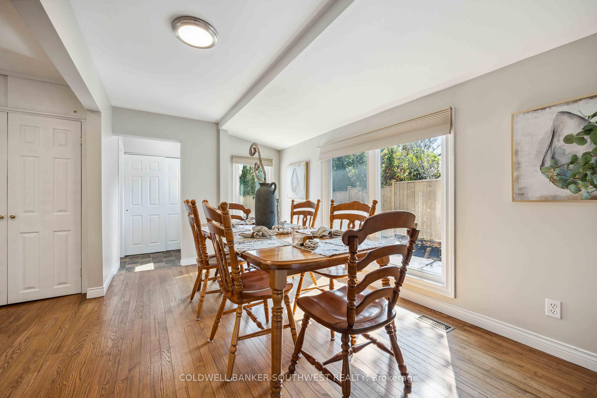 Photo 12 of 3356 St. Clair Parkway, St. Clair — HOMEH