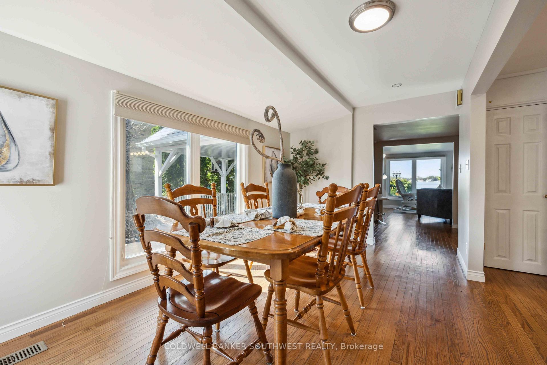 Photo 13 of 3356 St. Clair Parkway, St. Clair — HOMEH