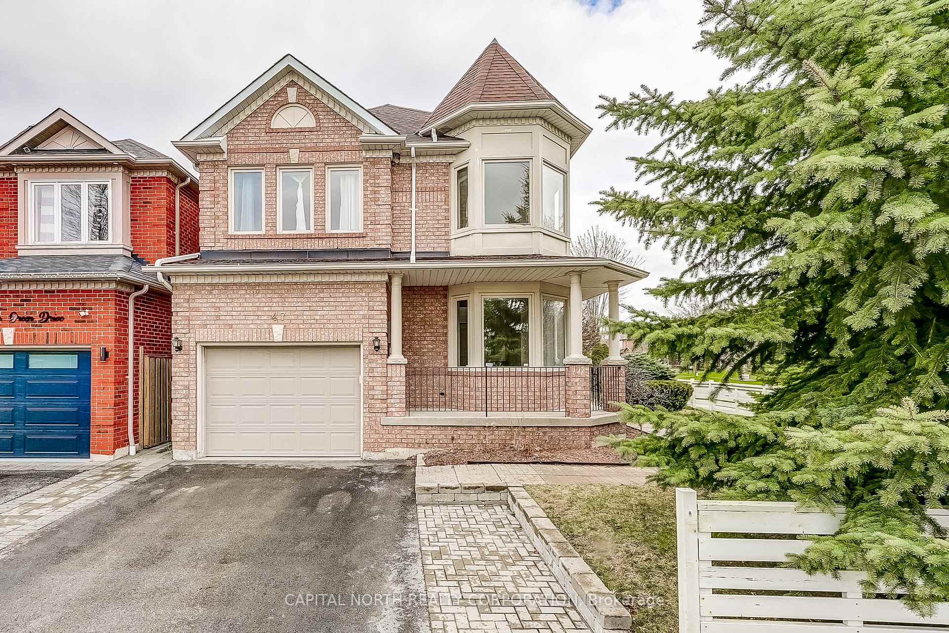 Photo 1 of 47 Castle Green Drive, Whitby, Rolling Acres — HOMEH