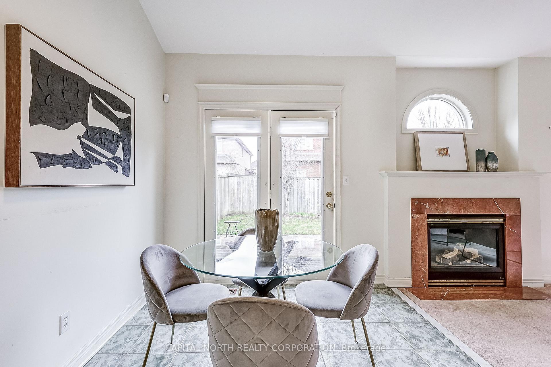 Photo 13 of 47 Castle Green Drive, Whitby, Rolling Acres — HOMEH