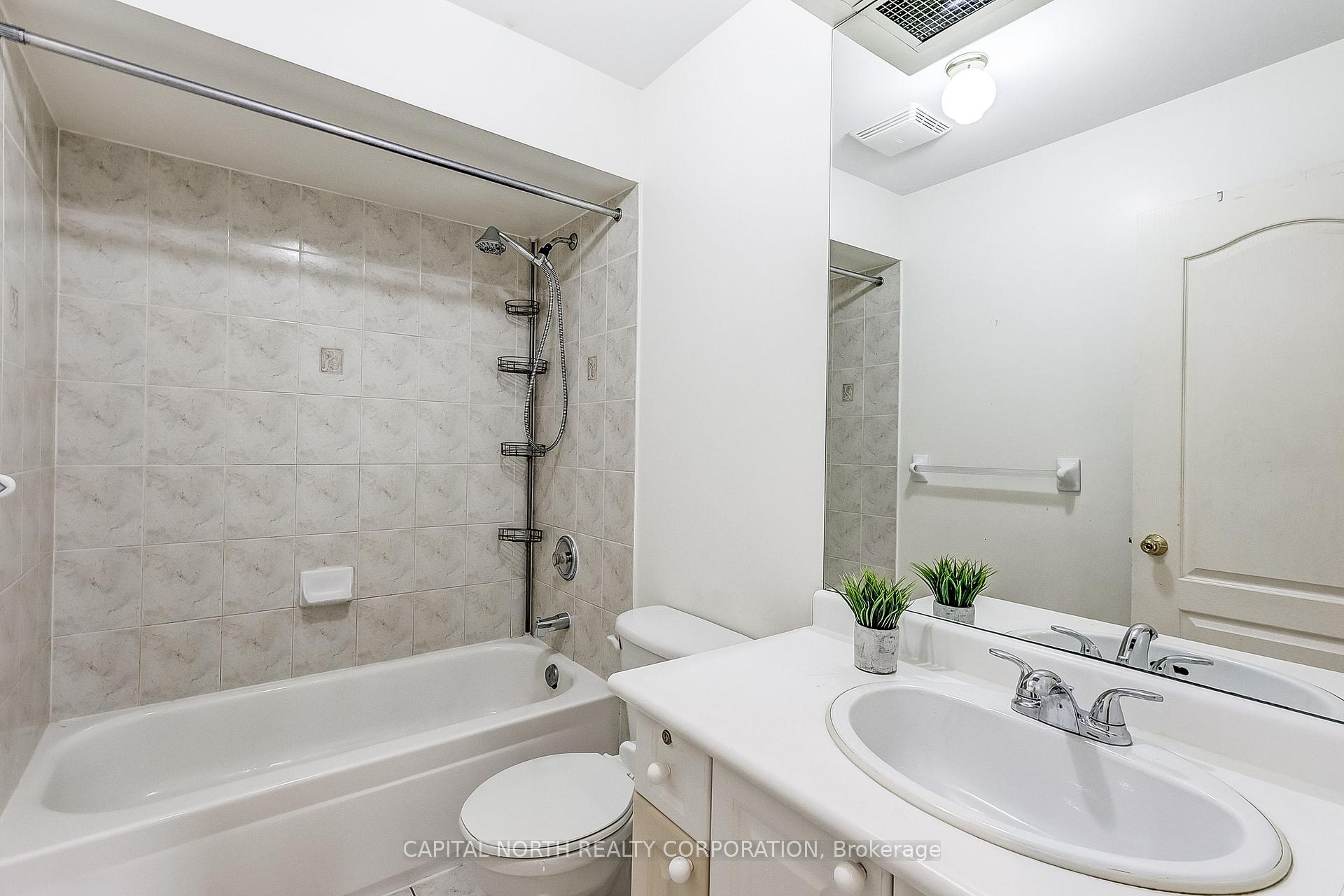 Photo 31 of 47 Castle Green Drive, Whitby, Rolling Acres — HOMEH