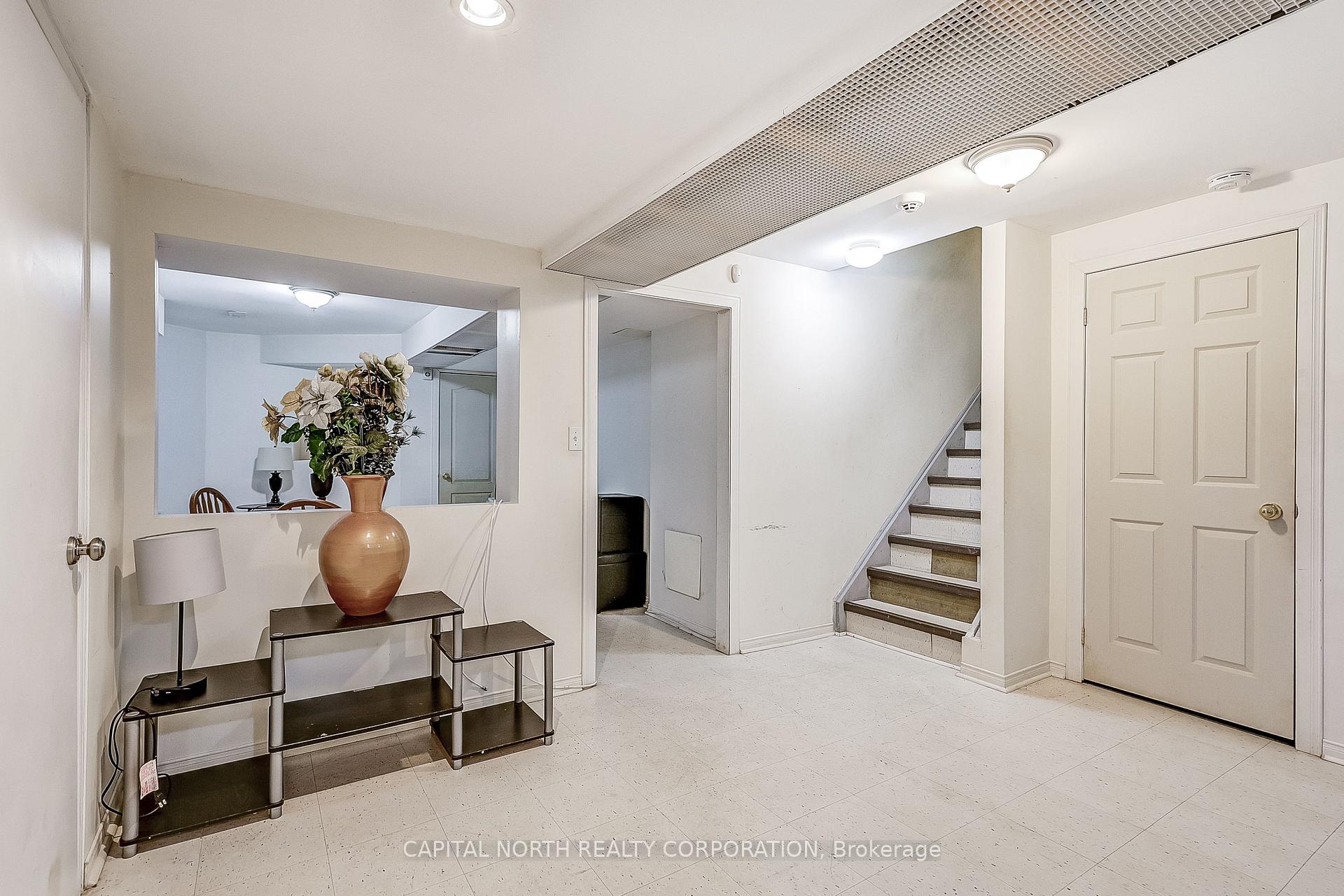 Photo 33 of 47 Castle Green Drive, Whitby, Rolling Acres — HOMEH