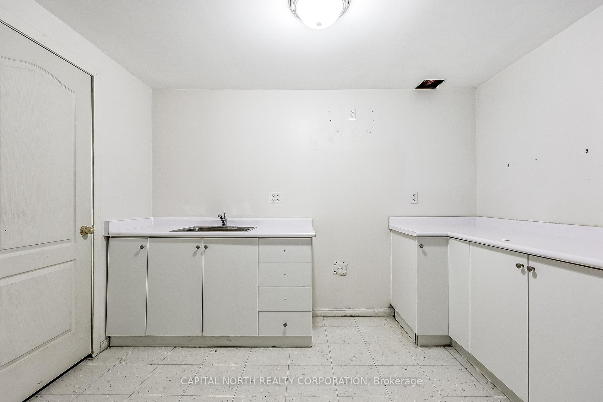Photo 37 of 47 Castle Green Drive, Whitby, Rolling Acres — HOMEH