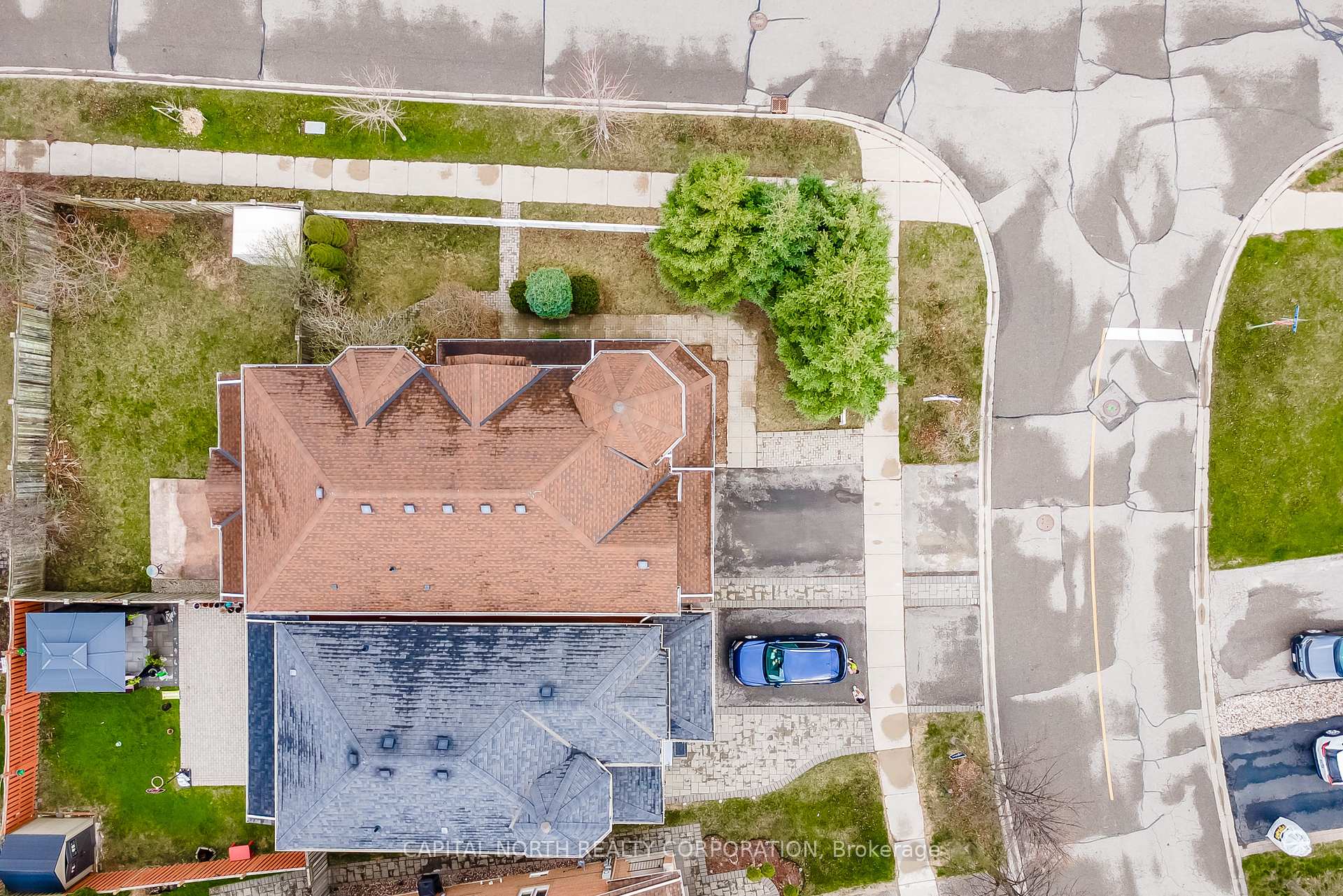 Photo 43 of 47 Castle Green Drive, Whitby, Rolling Acres — HOMEH