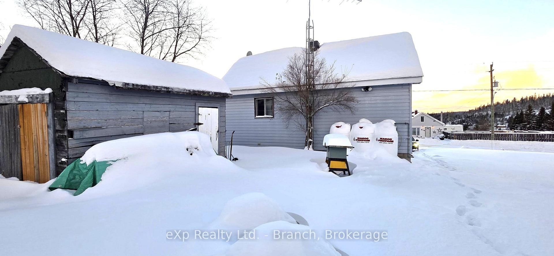 Photo 2 of 305 Georgina Street, Timiskaming, TIM - Outside - Rural — HOMEH